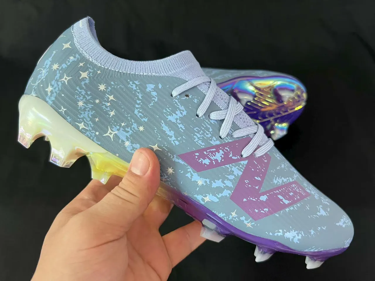 New Balance Gray Purple Low-Cut Knit Upper Asymmetric Lacing Firm-Ground Soccer Shoes