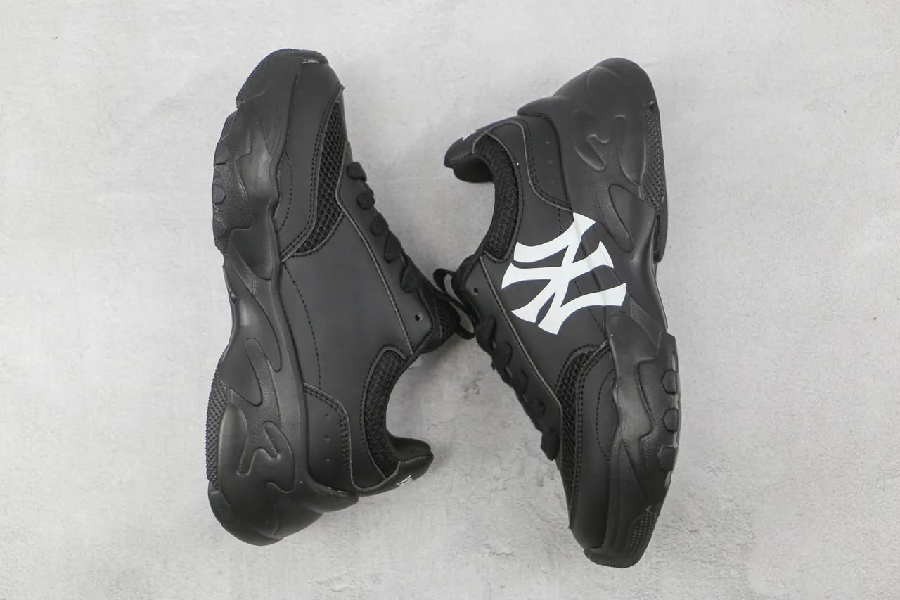 New Era Black Mesh And Synthetic Upper Oversized White NY Logo Chunky Sneakers