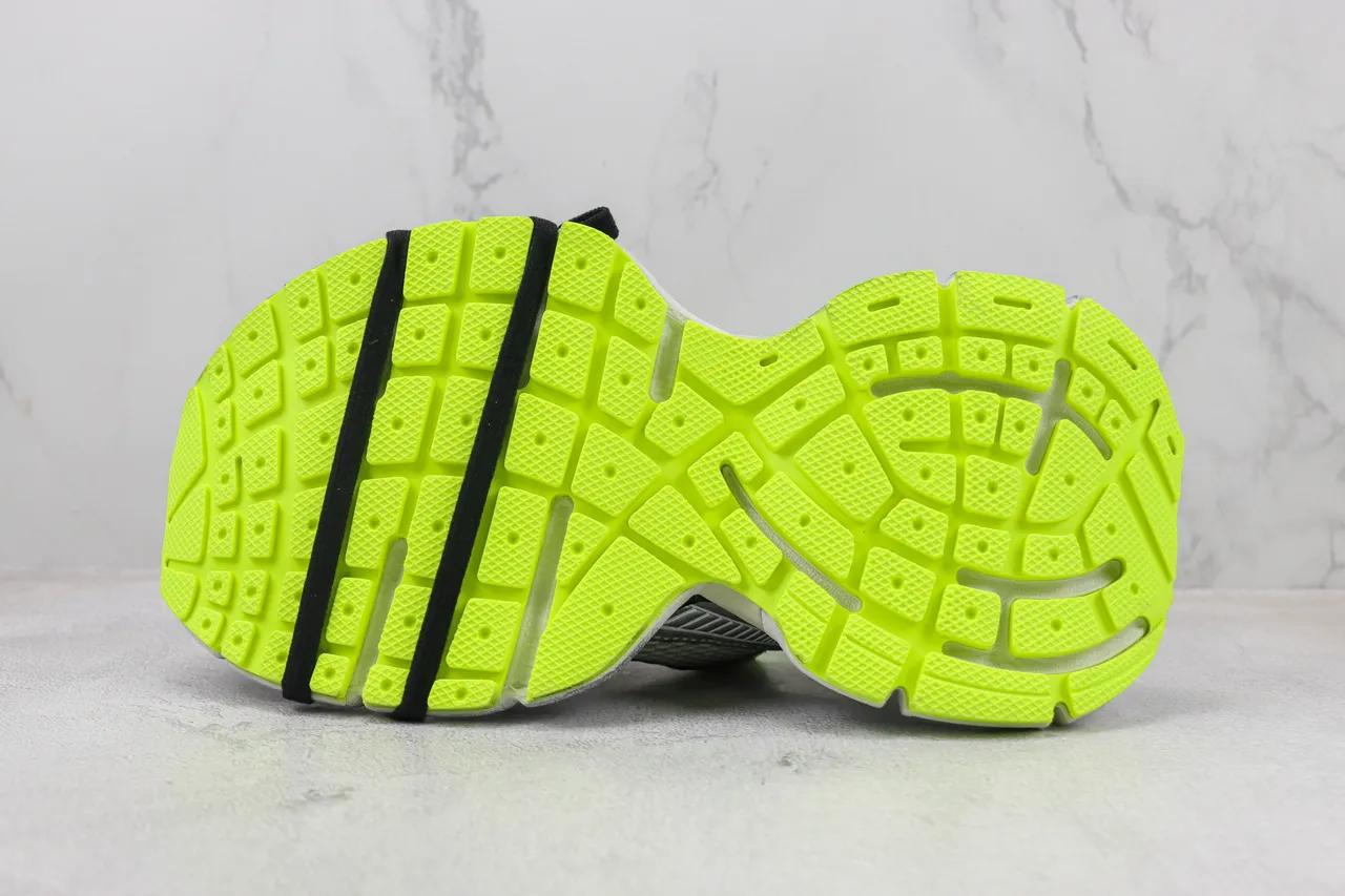 New Balance Gray Green Sculpted Midsole Mesh And Synthetic Overlay Construction Chunky Sneakers