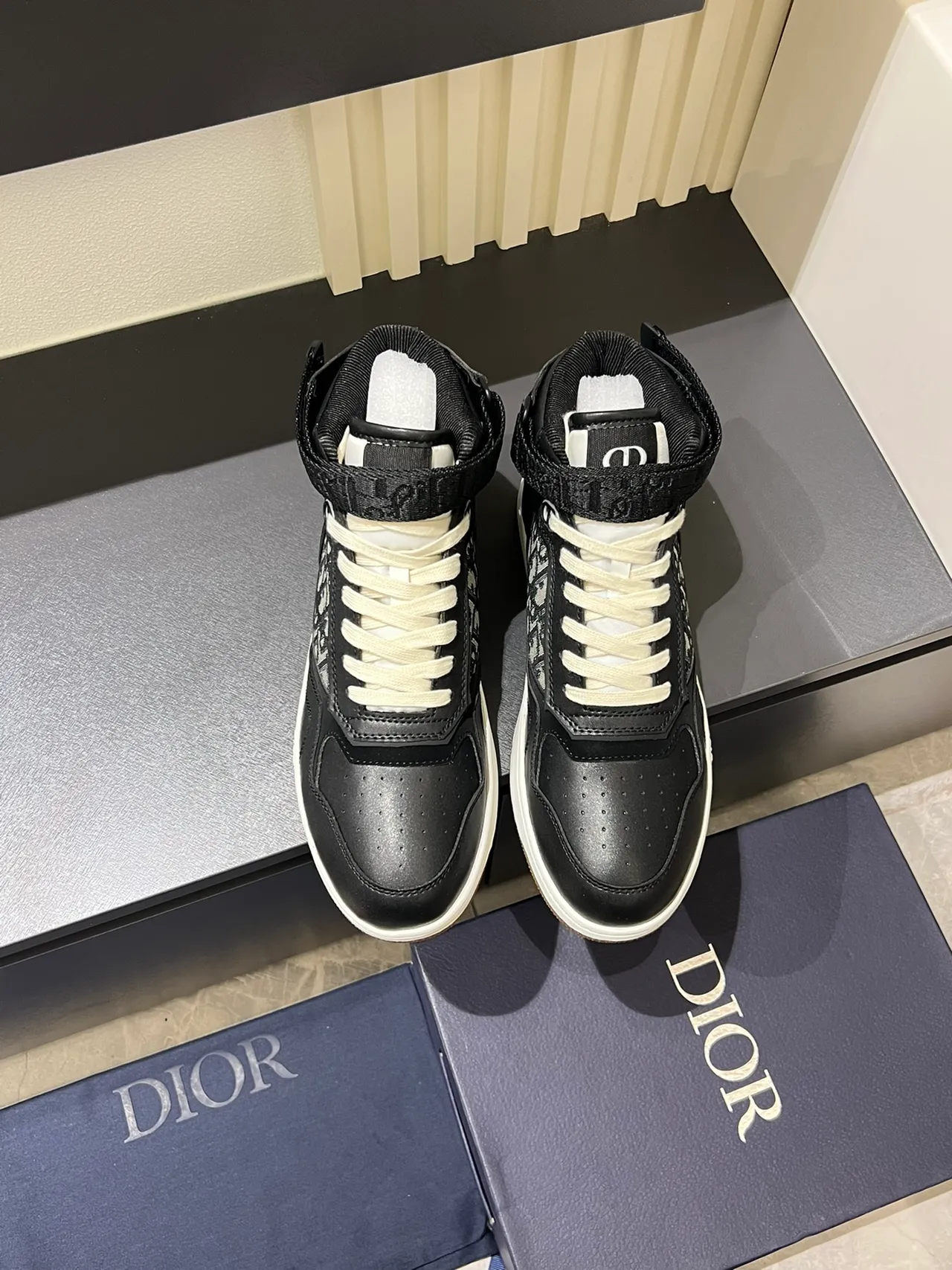 Dior B23 Black Oblique Jacqard High-Top Lifestyle Sneakers