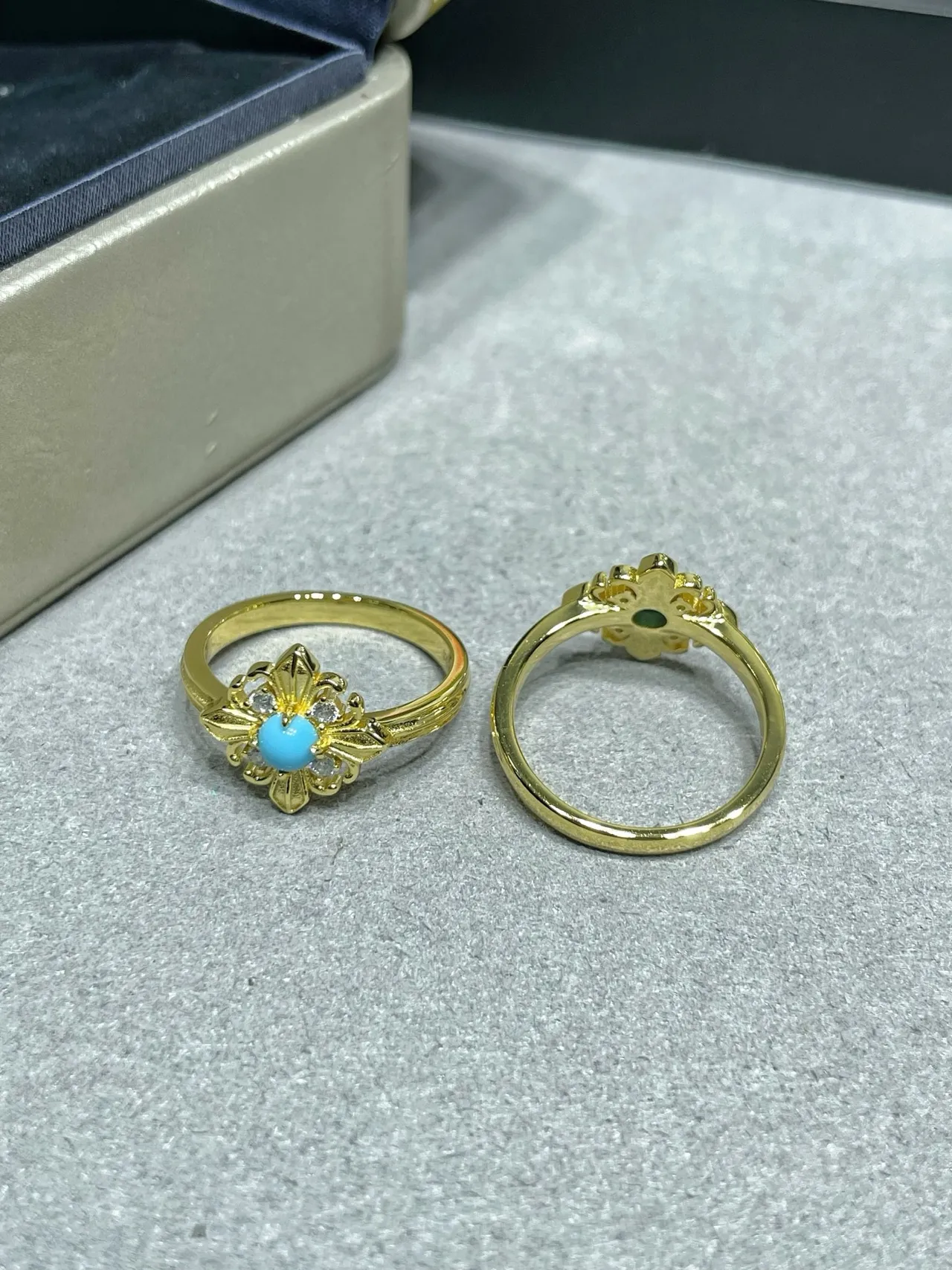Gold Blue Floral Filigree Turquoise Cabochon Center Ring
