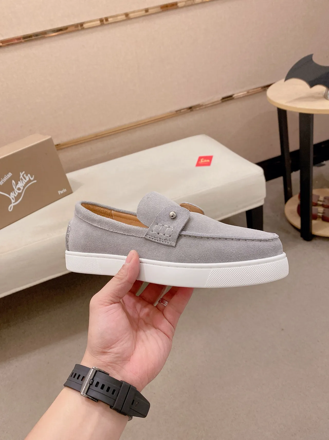 Gray White Suede Upper Moc-Toe Stitching Loafer