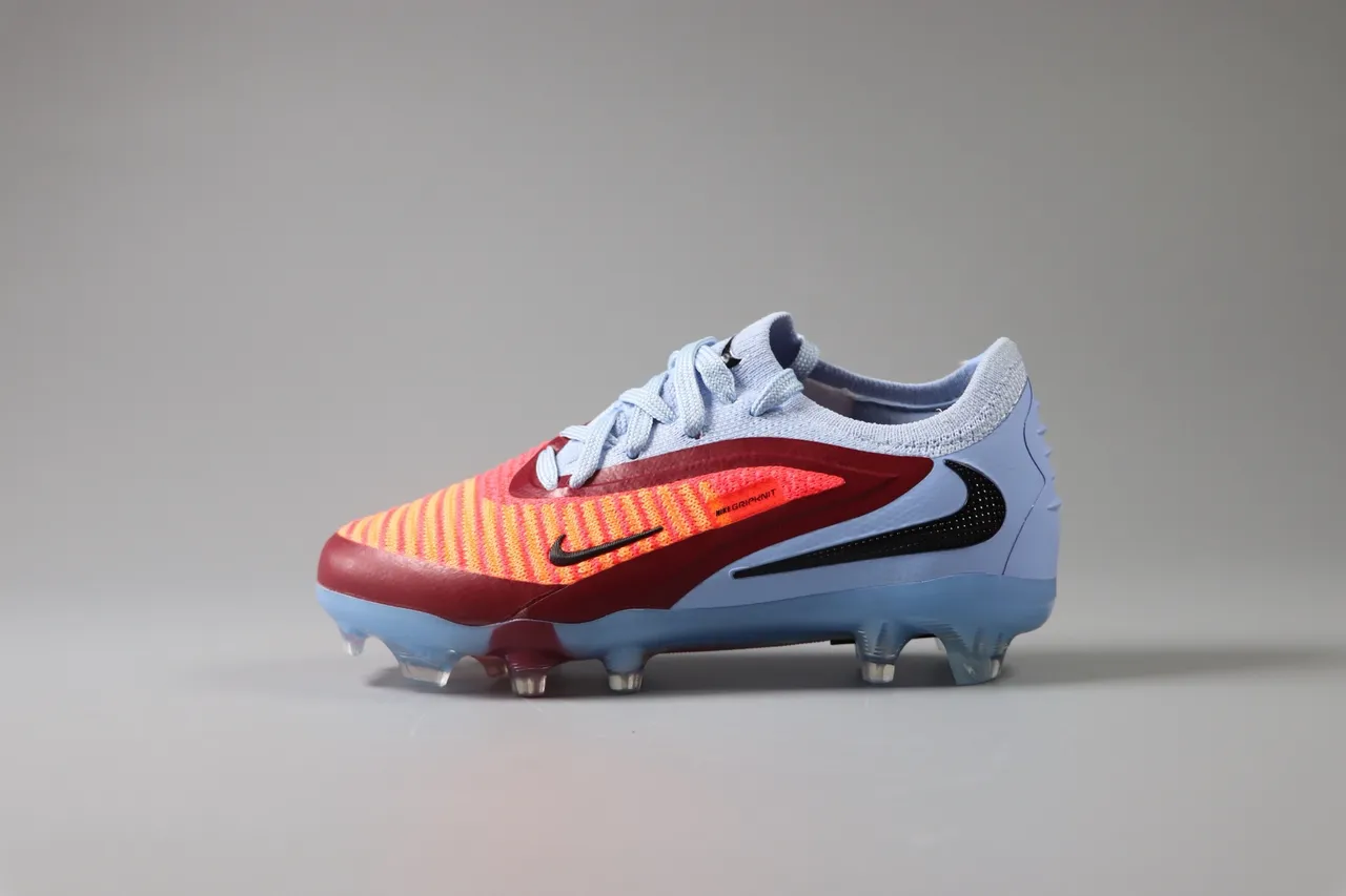 Nike Pink Green Low-Cut Synthetic Overlay Cage Artificial-Grass Soccer Shoes