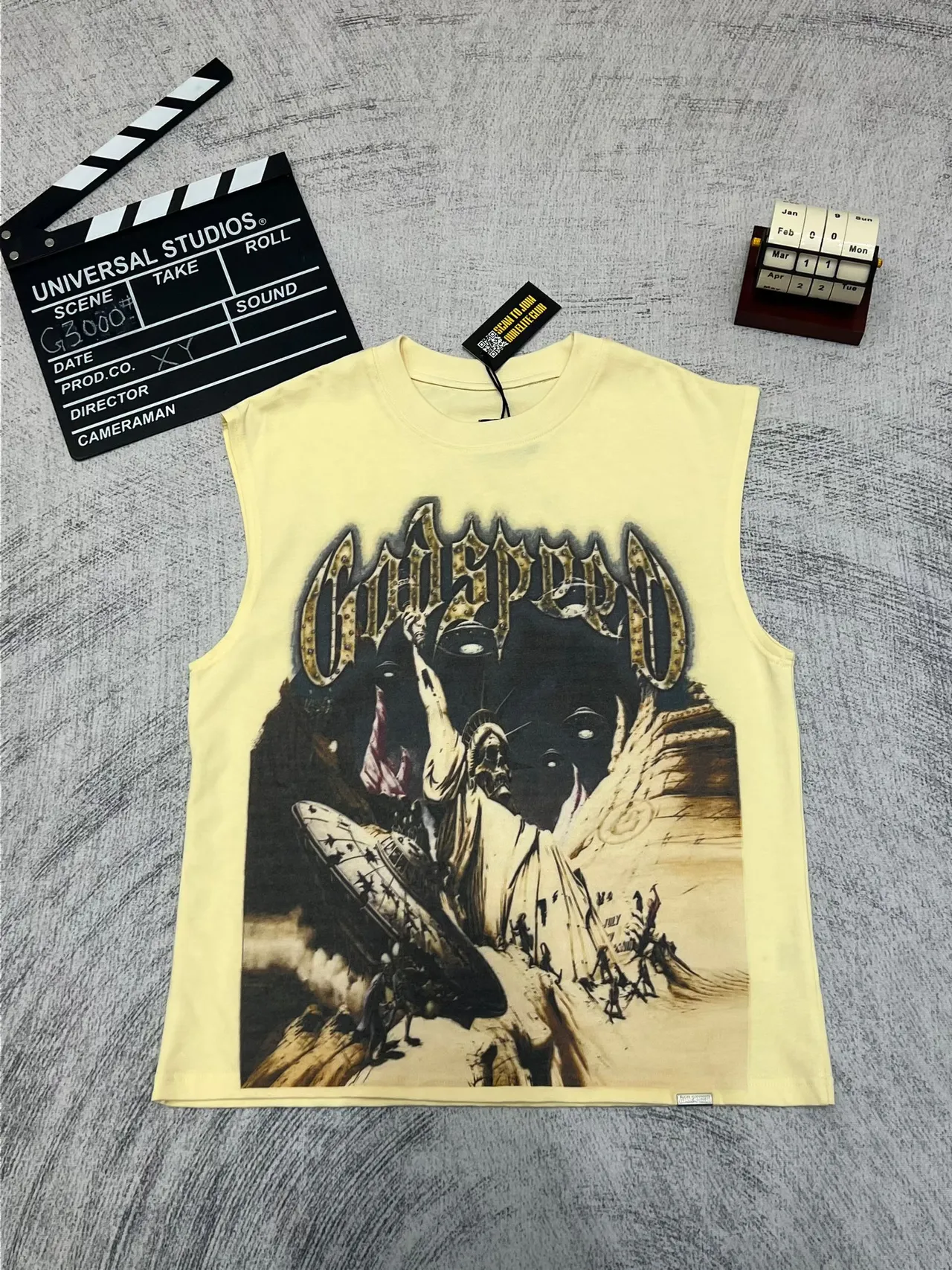 Graphic Print Sleeveless Vest Top
