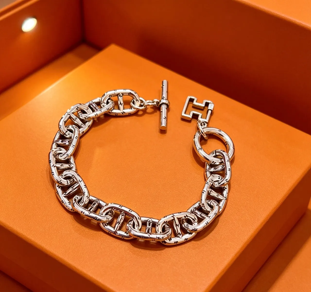 Hermès Chaine d'Ancre Engraved H Motif Silver Bracelet