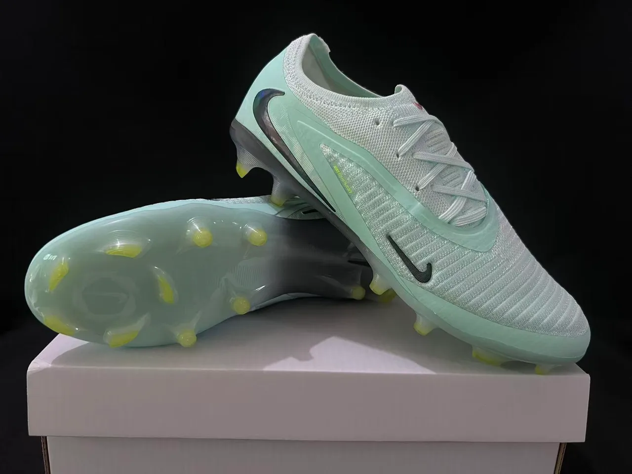 Nike Phantom GT Blue Yellow Knit Upper Translucent Sole Firm-Ground Soccer Shoes
