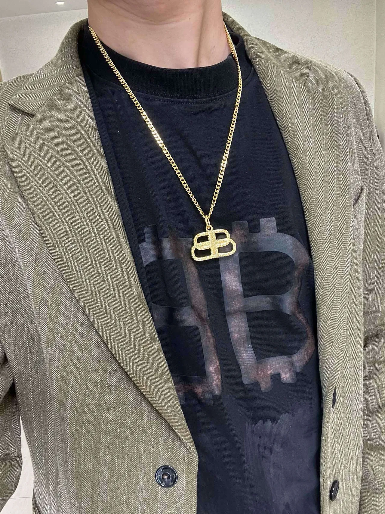 Balenciaga BB Interlocking Pendant Gold Chain Necklace