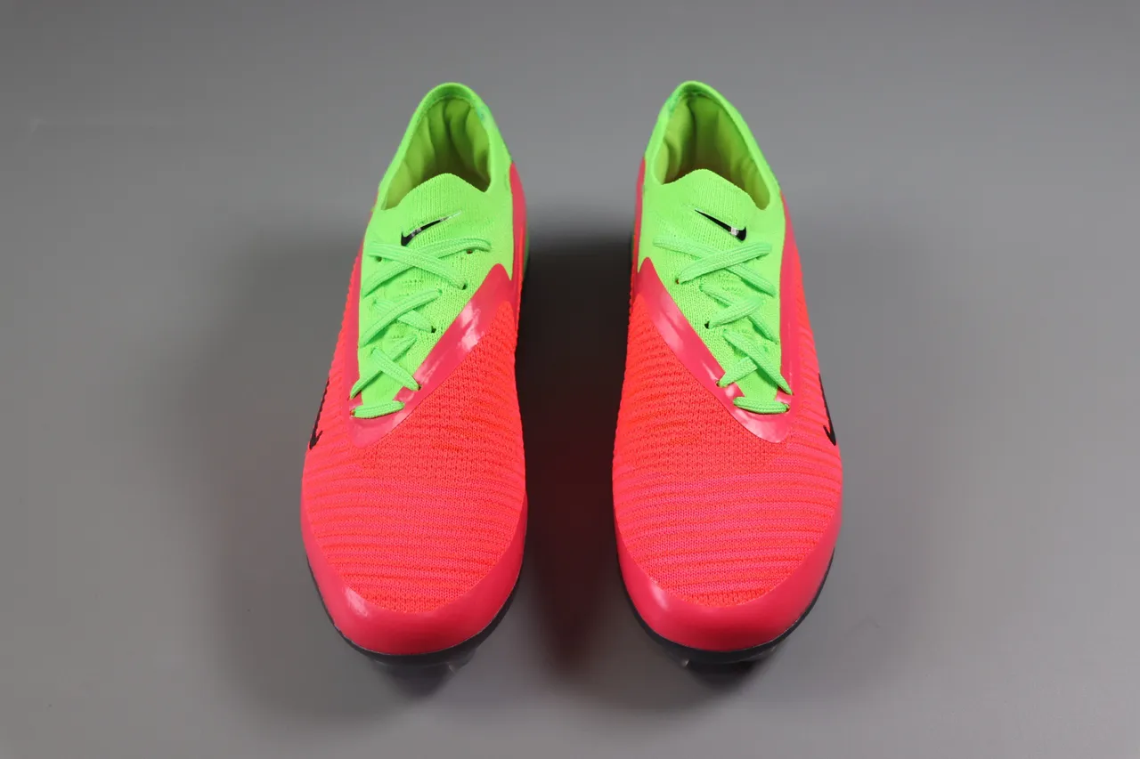 Nike Pink Green Low-Cut Synthetic Overlay Cage Artificial-Grass Soccer Shoes