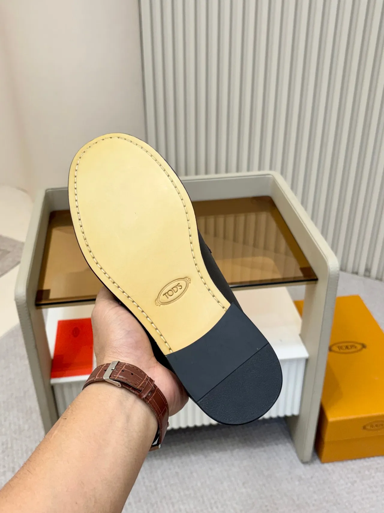 Tod's Brown Beige Textured Grain Leather Moccasin-Stitched Vamp Loafer
