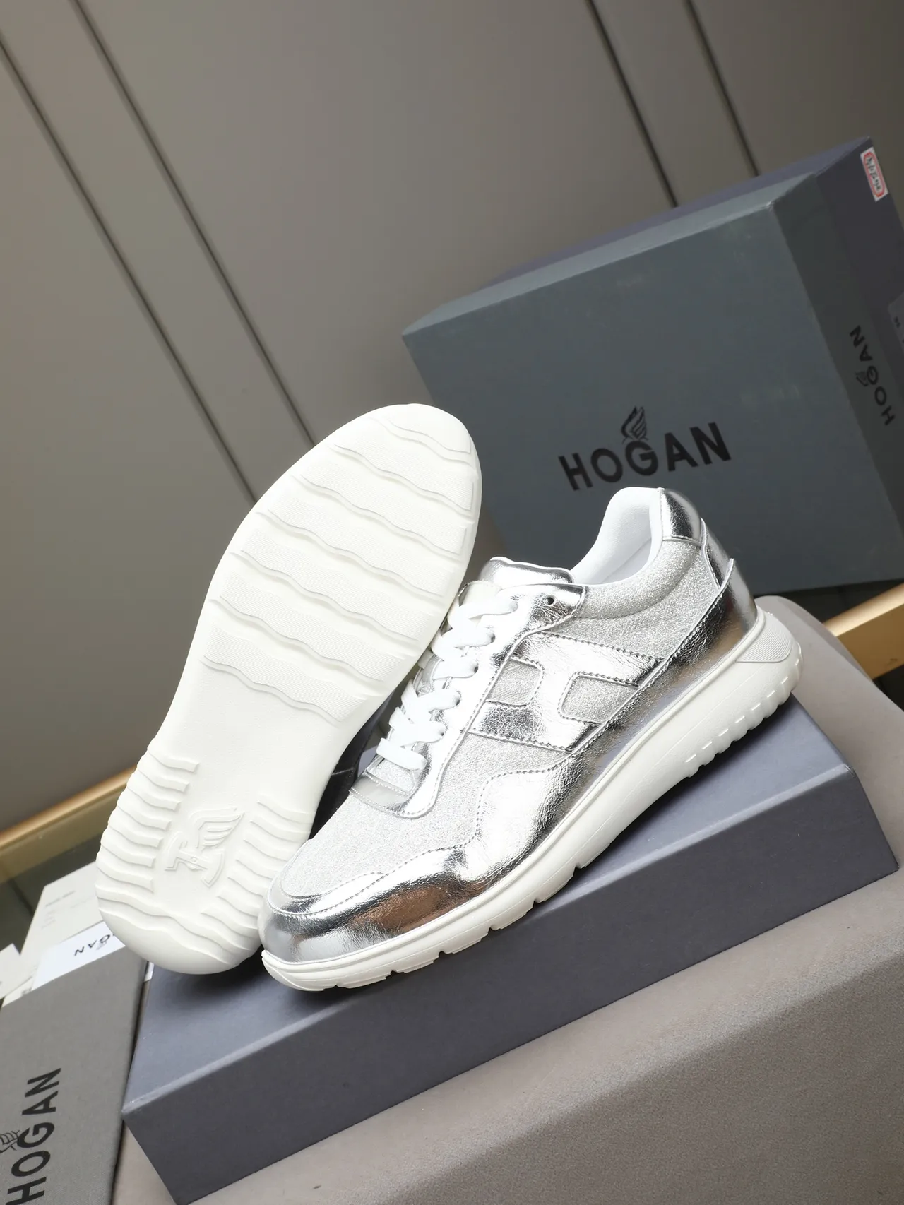Hogan Metallic Silver Lifestyle Sneaker