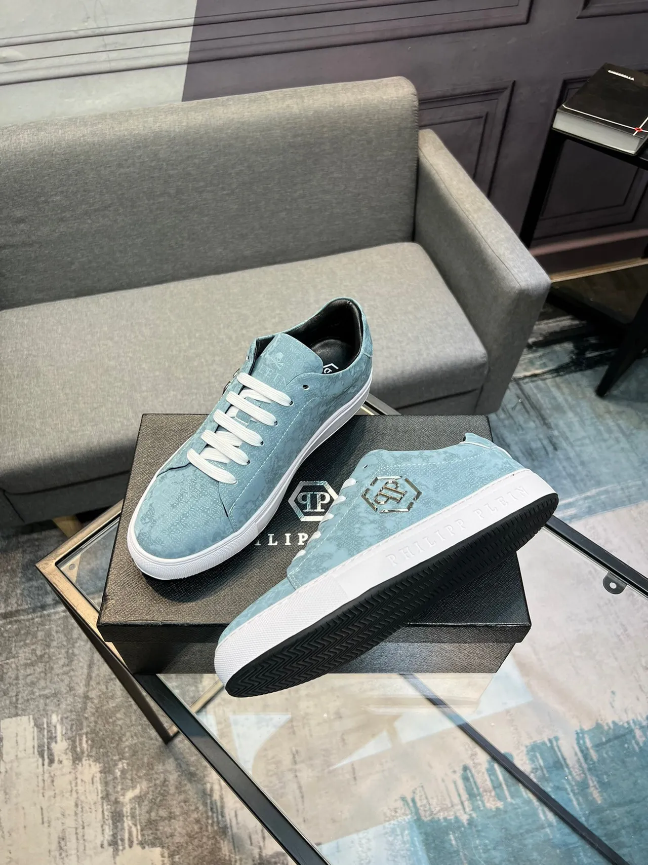 Philipp Plein Blue White Low-Top Textured Floral-Patterned Upper Lifestyle Sneakers