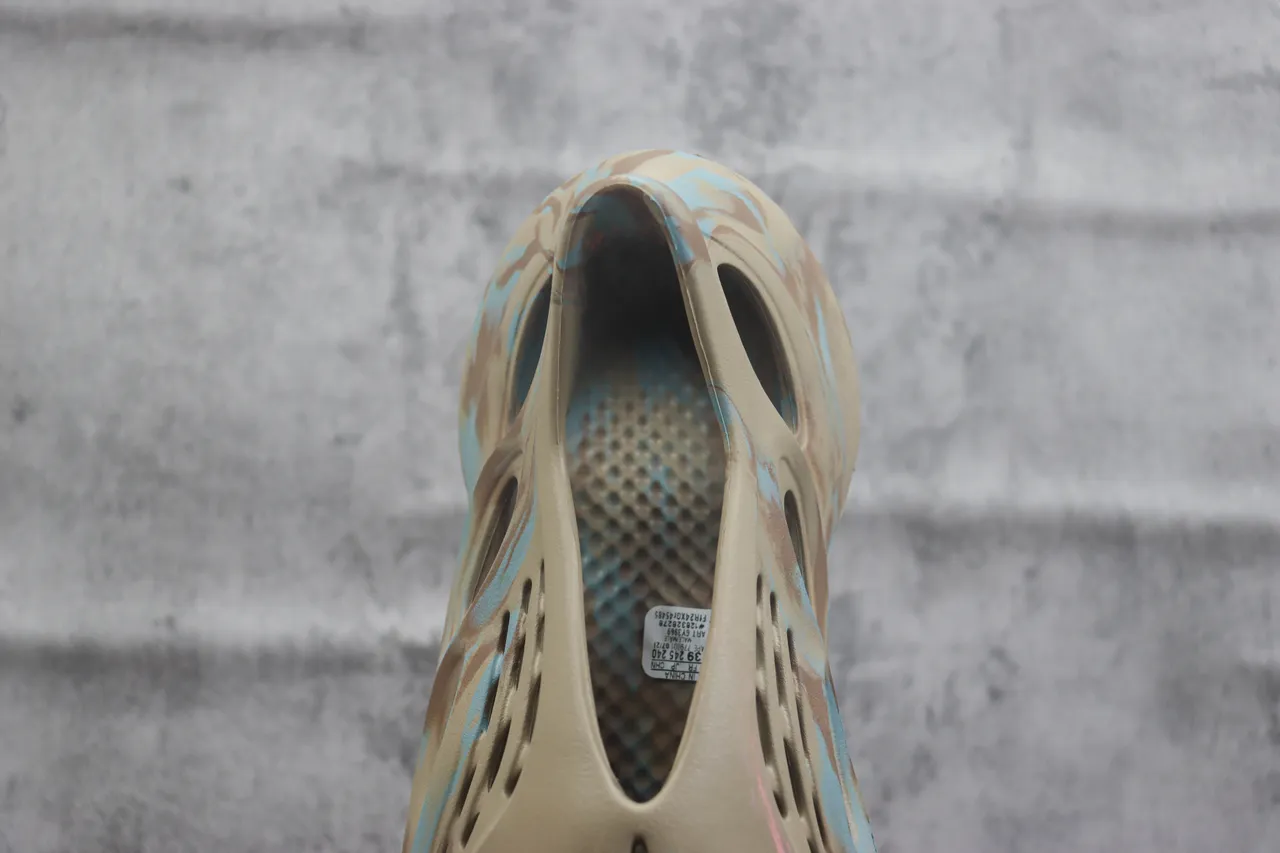 Crocs Classic Clog Beige Marbled Blue Pink Foam Clog