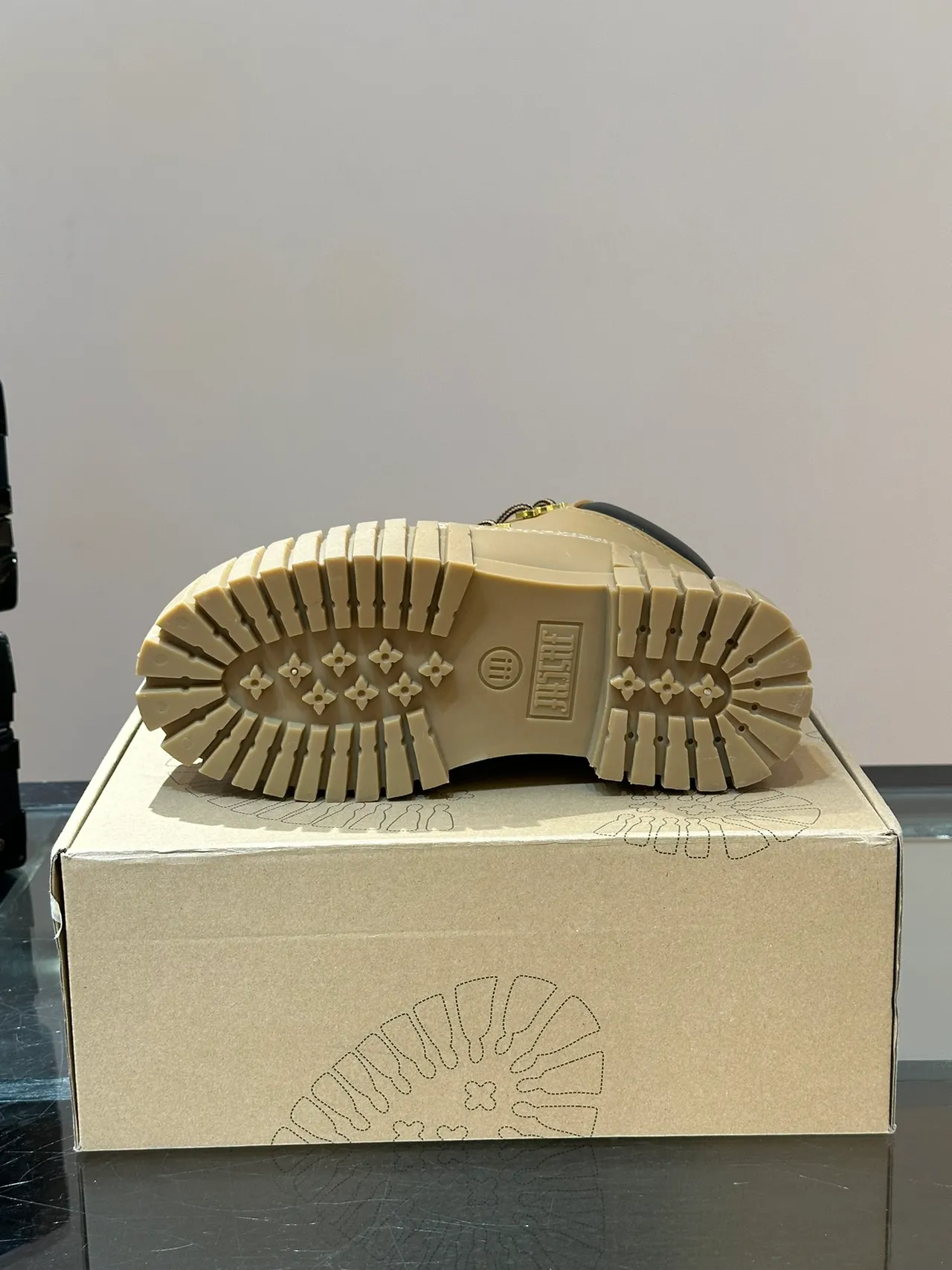 Beige Navy Chunky Ridged Sole Padded Collar Work Boots