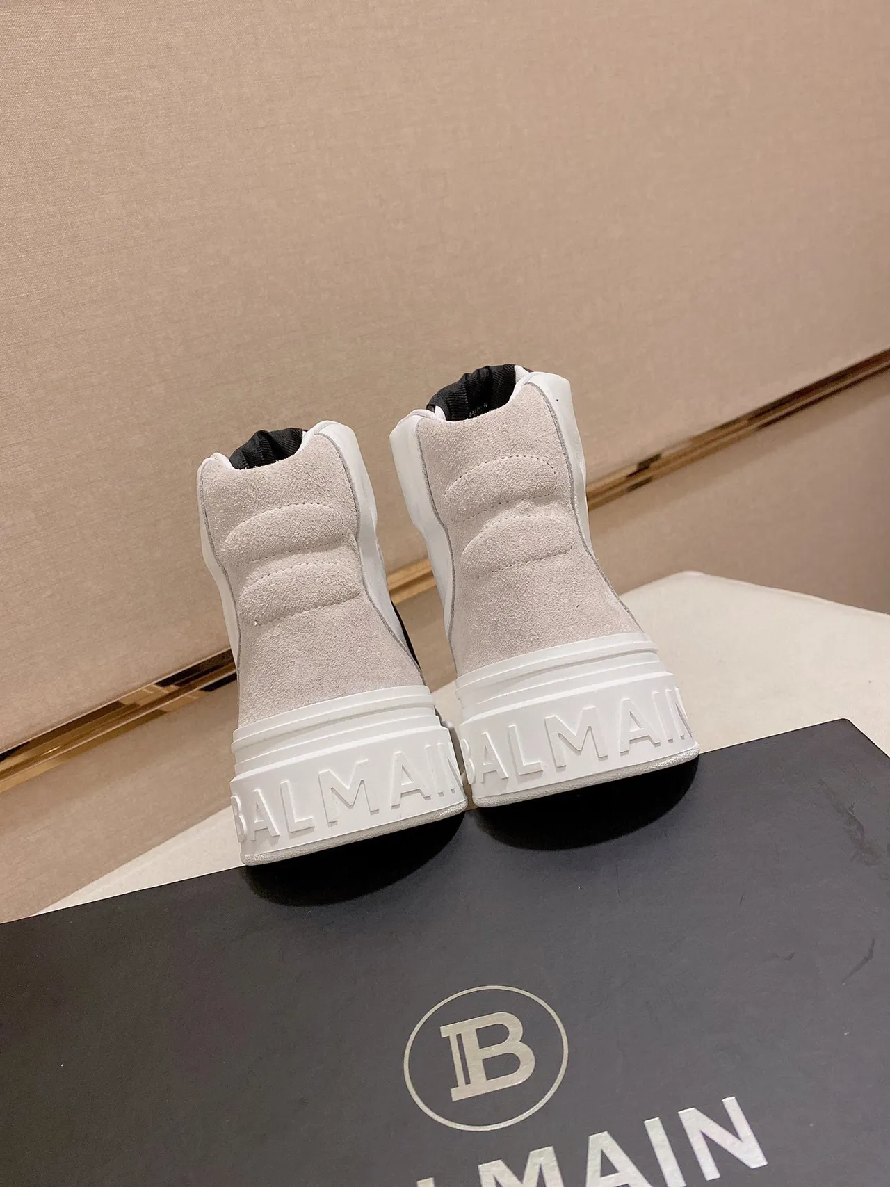 Balmain Black White High-Top Two-Tone Lifestyle Sneakers