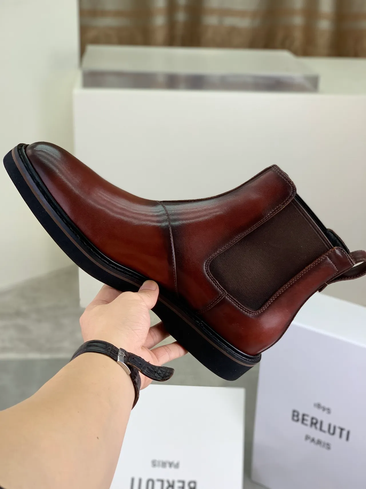 Berluti Brown Black Polished Leather Elastic Side Gussets Chelsea Boots