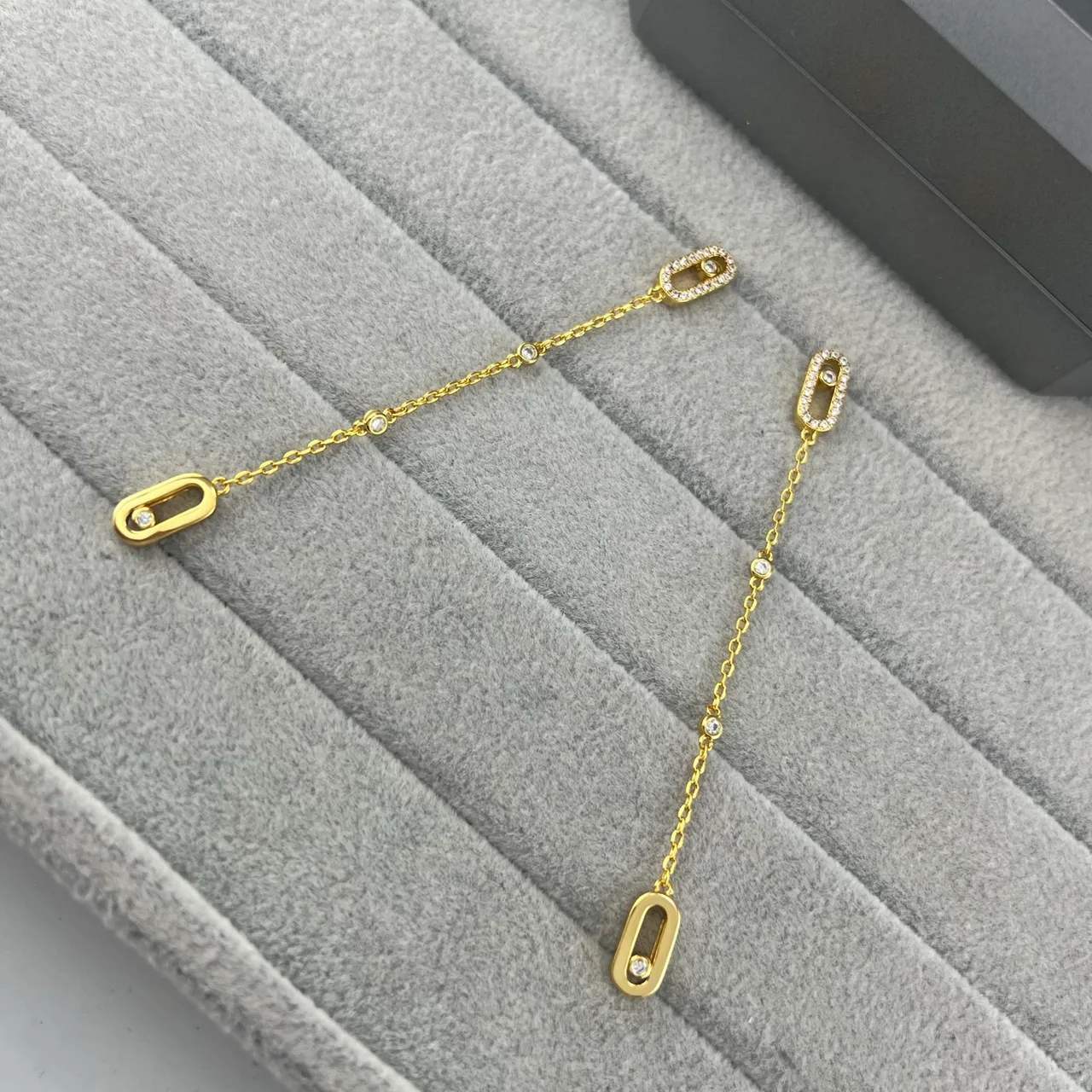 Gold Silver Chain-Link Pavé-Set Stones Bracelet