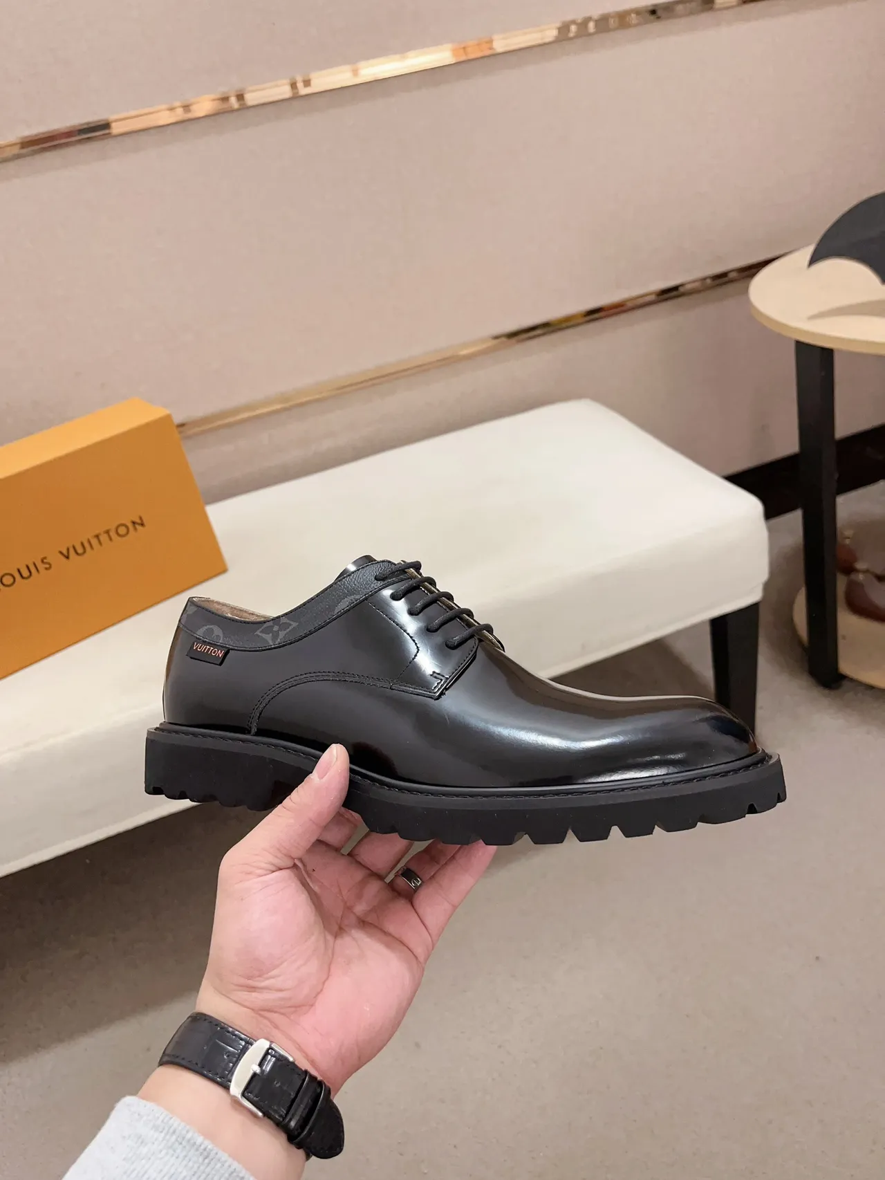Louis Vuitton Black Glossy Leather Lug-Sole Oxford Shoes