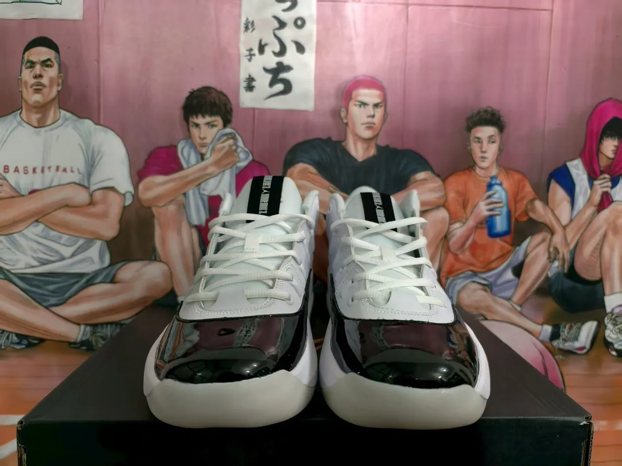 Air Jordan 37 White and Black Basketball Shoes