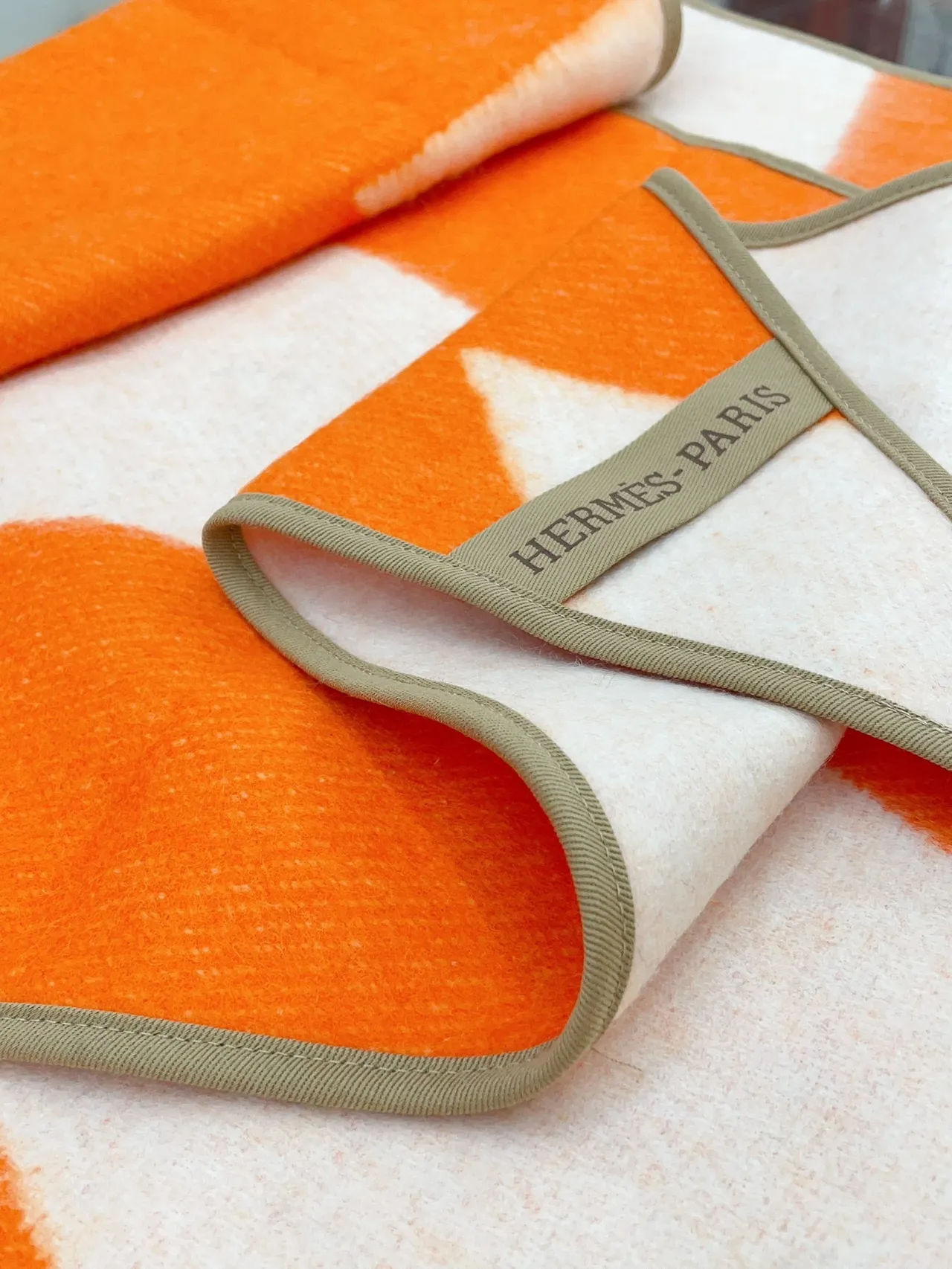 Hermès Orange Beige Geometric Patterned Wool-Blend Texture Shawl