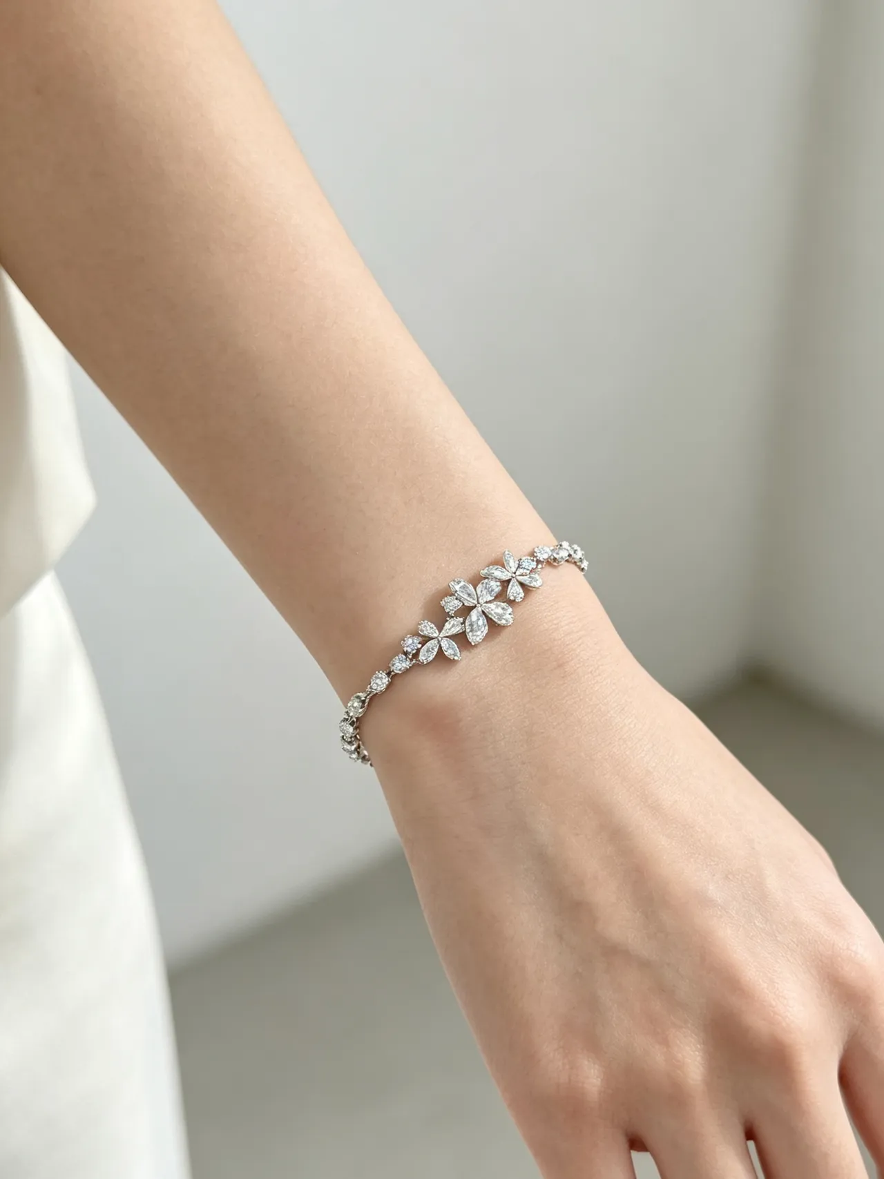 Floral Motif Marquise-Cut Crystal Bracelet