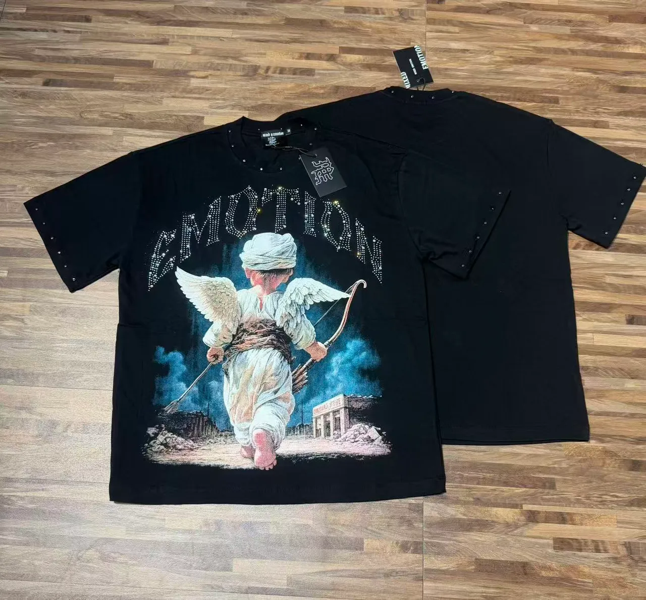 Mixed Emotion Angel Graphic Rhinestone Embellished Black T-Shirt