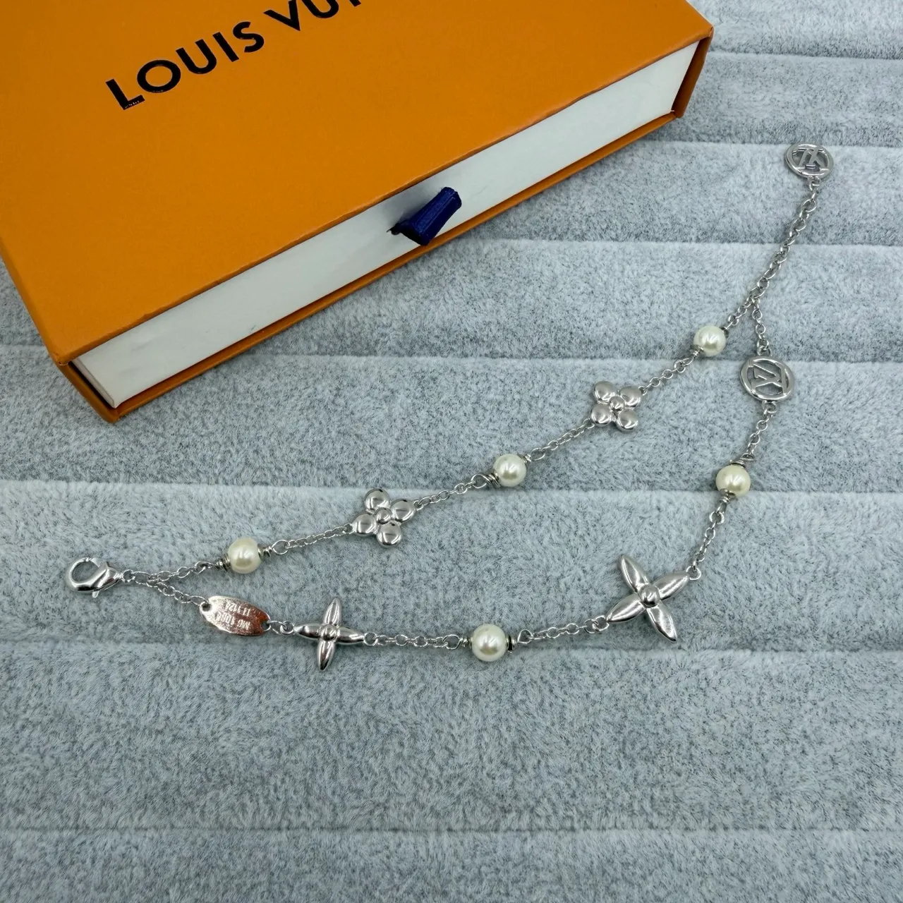 Louis Vuitton Flower Collection Gold-Tone Pearl and Monogram Charm Bracelet