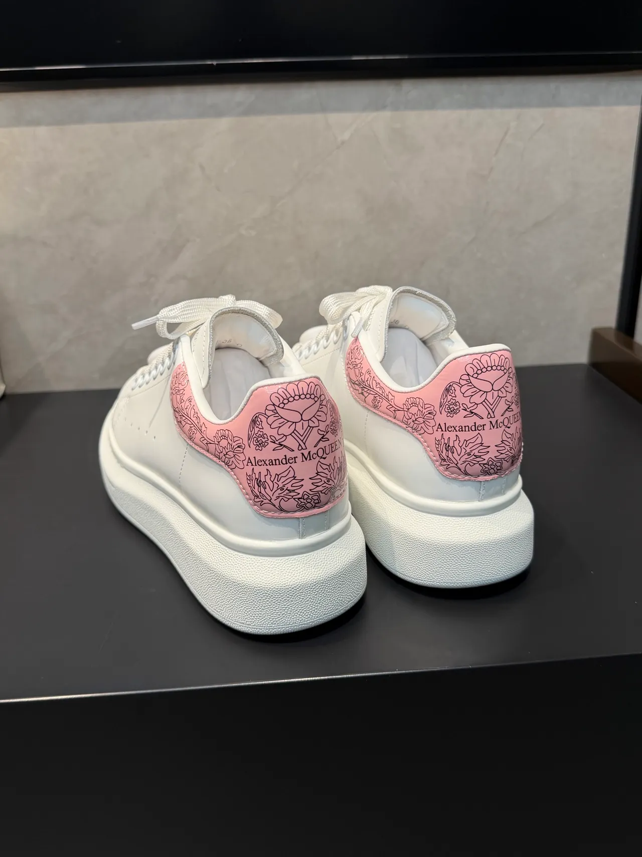 Alexander McQueen White Pink Platform Sole Leather Upper Lifestyle Sneakers