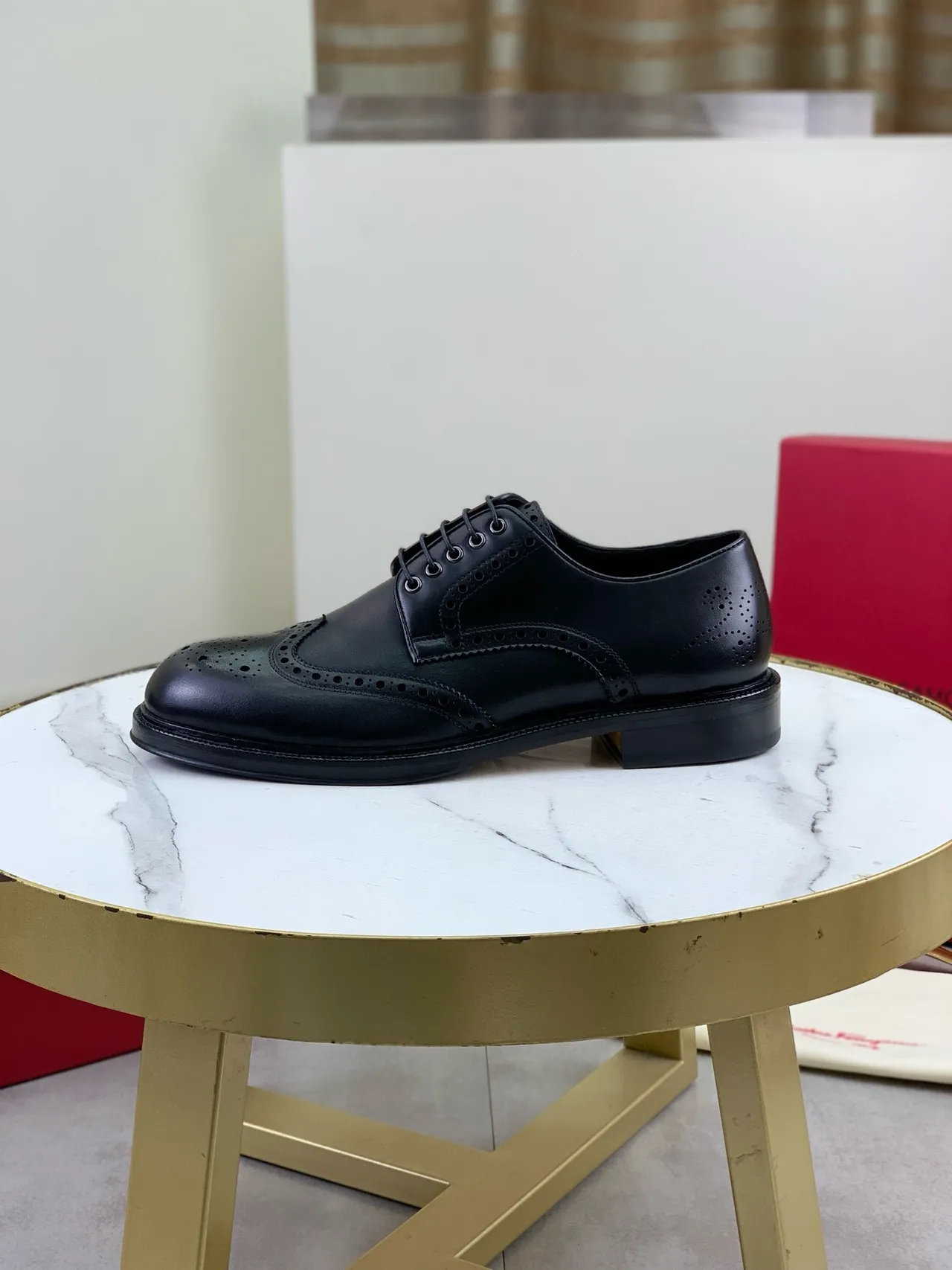 Salvatore Ferragamo Black Full Wingtip Brogue