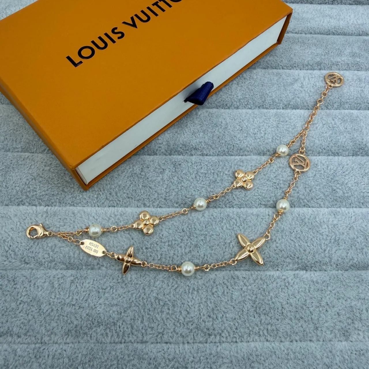 Louis Vuitton Flower Collection Gold-Tone Pearl and Monogram Charm Bracelet