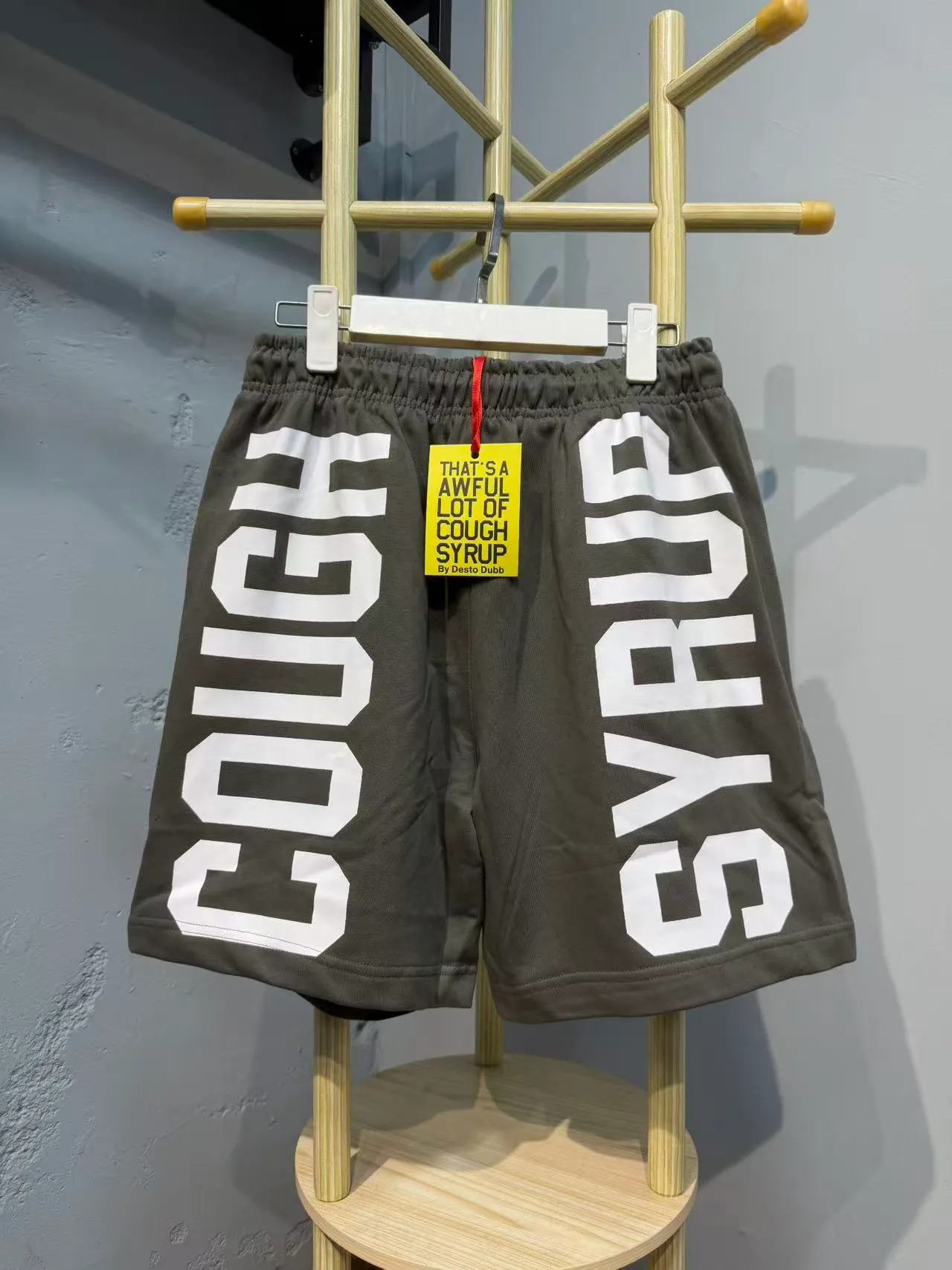 Graphic-Print Elastic-Waist Drawstring Shorts
