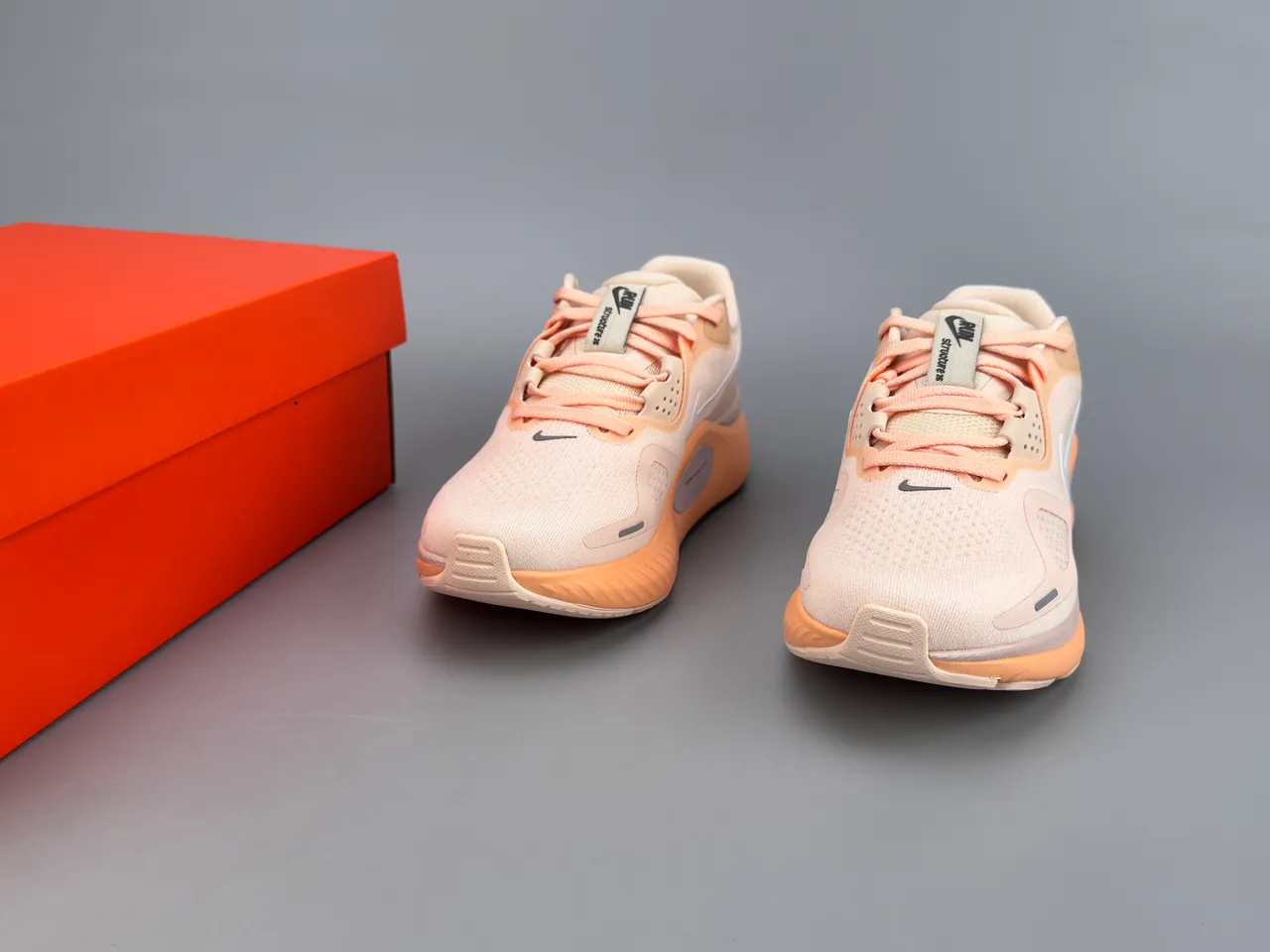 Nike Beige Orange Engineered Mesh Upper Sculpted Midsole Running Shoes