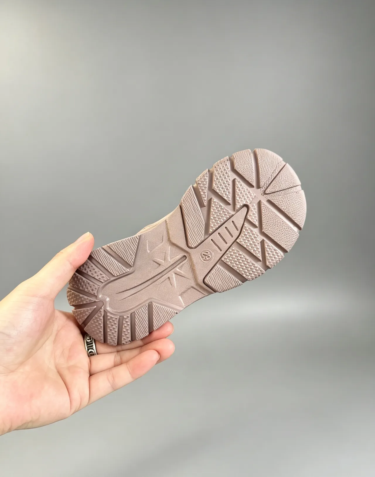 UGG Beige Gray Shearling-Lined Chunky Tread Sole Snow Boots