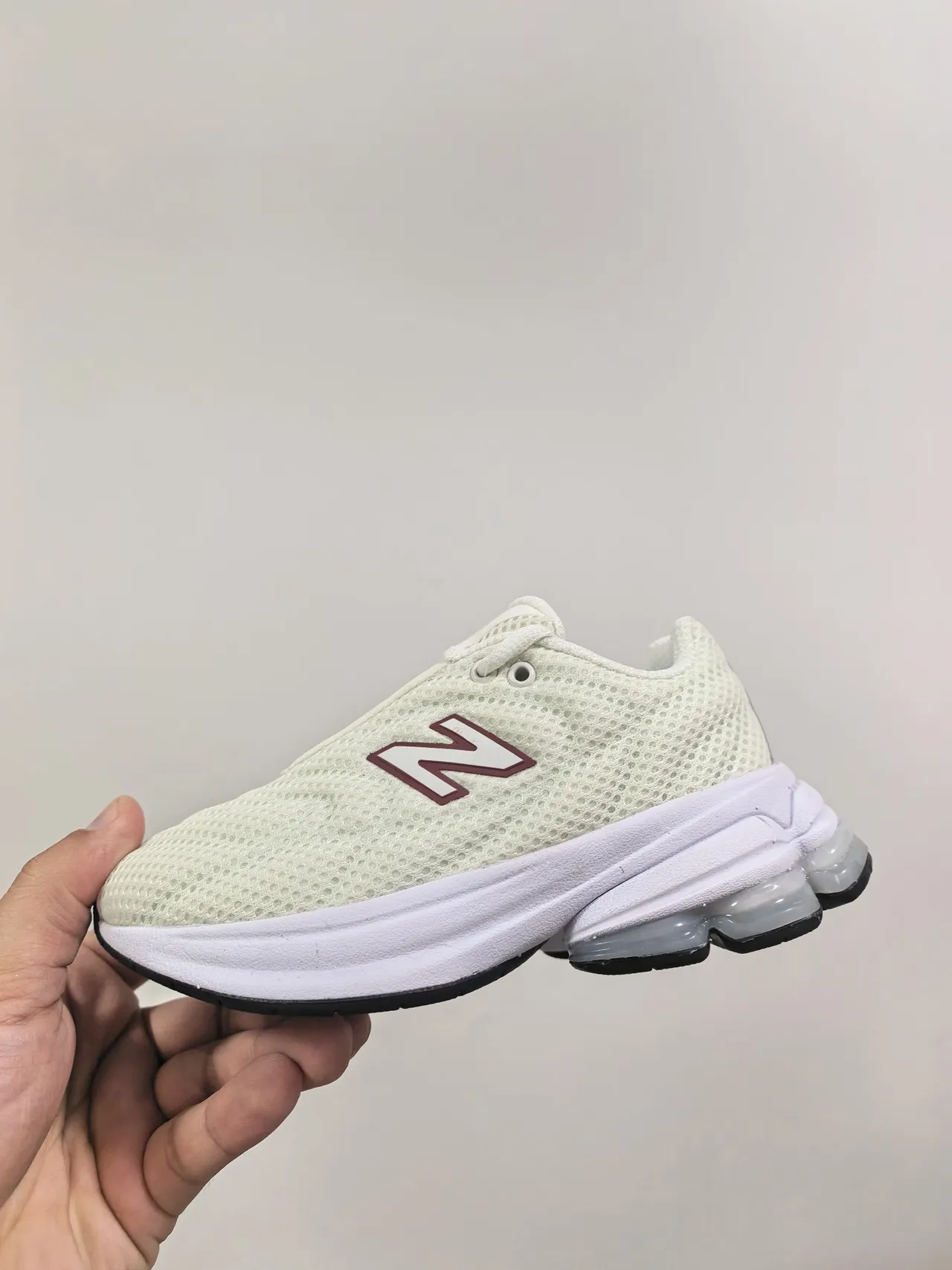 New Balance Beige Pink Mesh Upper Thick Air-Pod Midsole Chunky Sneakers