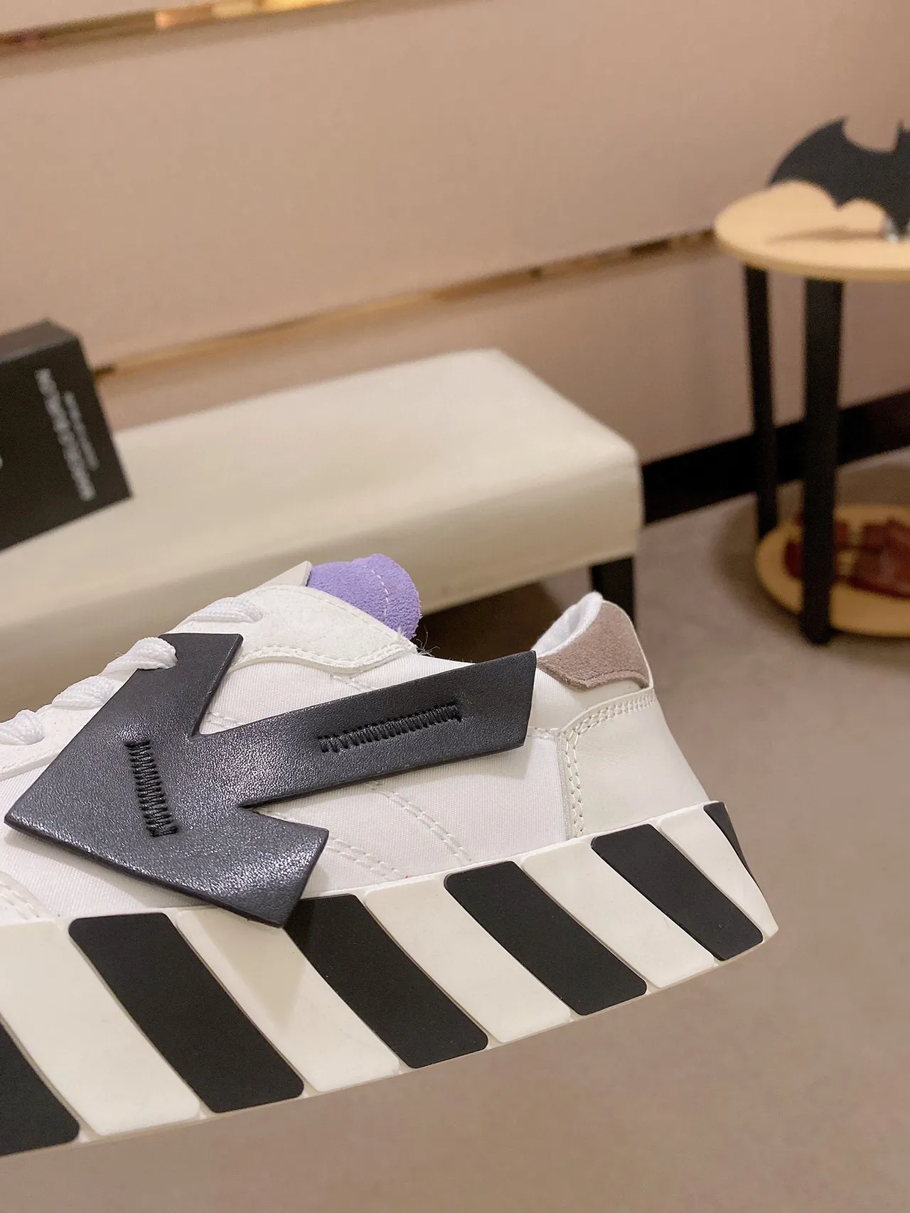 Off-White Black Low-Top Platform Sole Lifestyle Sneakers