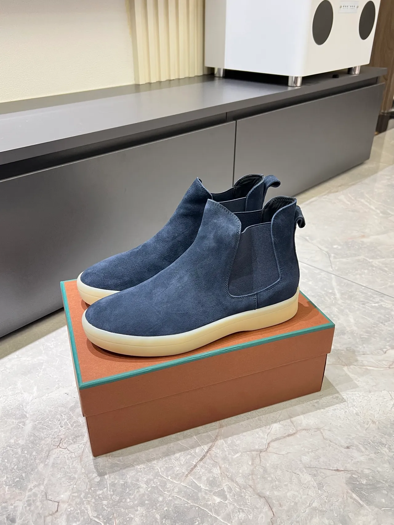 Navy Beige Suede Upper Elastic Side Gussets Chelsea Boots