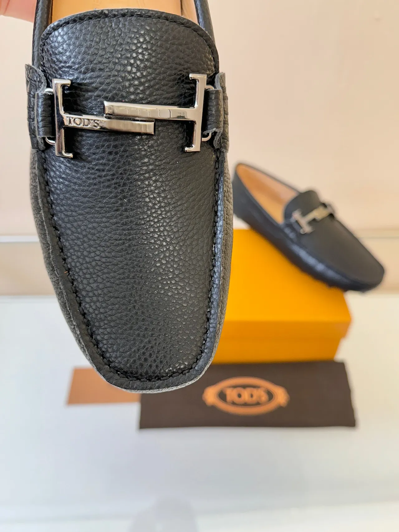 Tod's Gommino Loafer Black Pebbled Leather H-Buckle Loafers