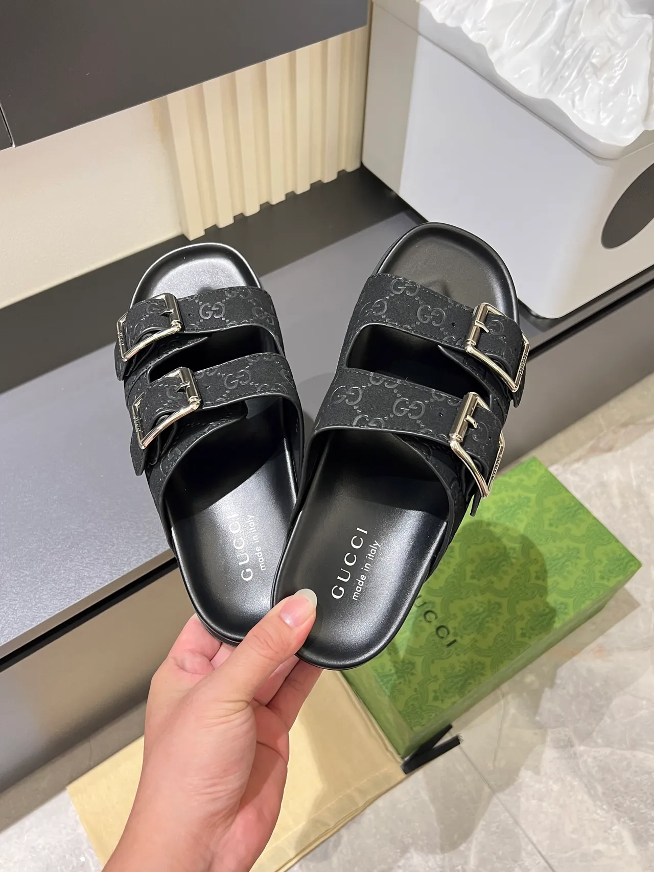 Gucci Screener Embossed GG Buckle Slide Casual Sandals