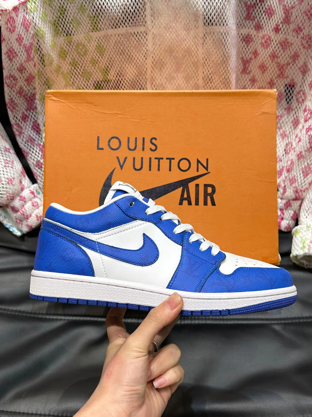 Nike Blue White Low-Top Canvas And Leather Upper Lifestyle Sneakers