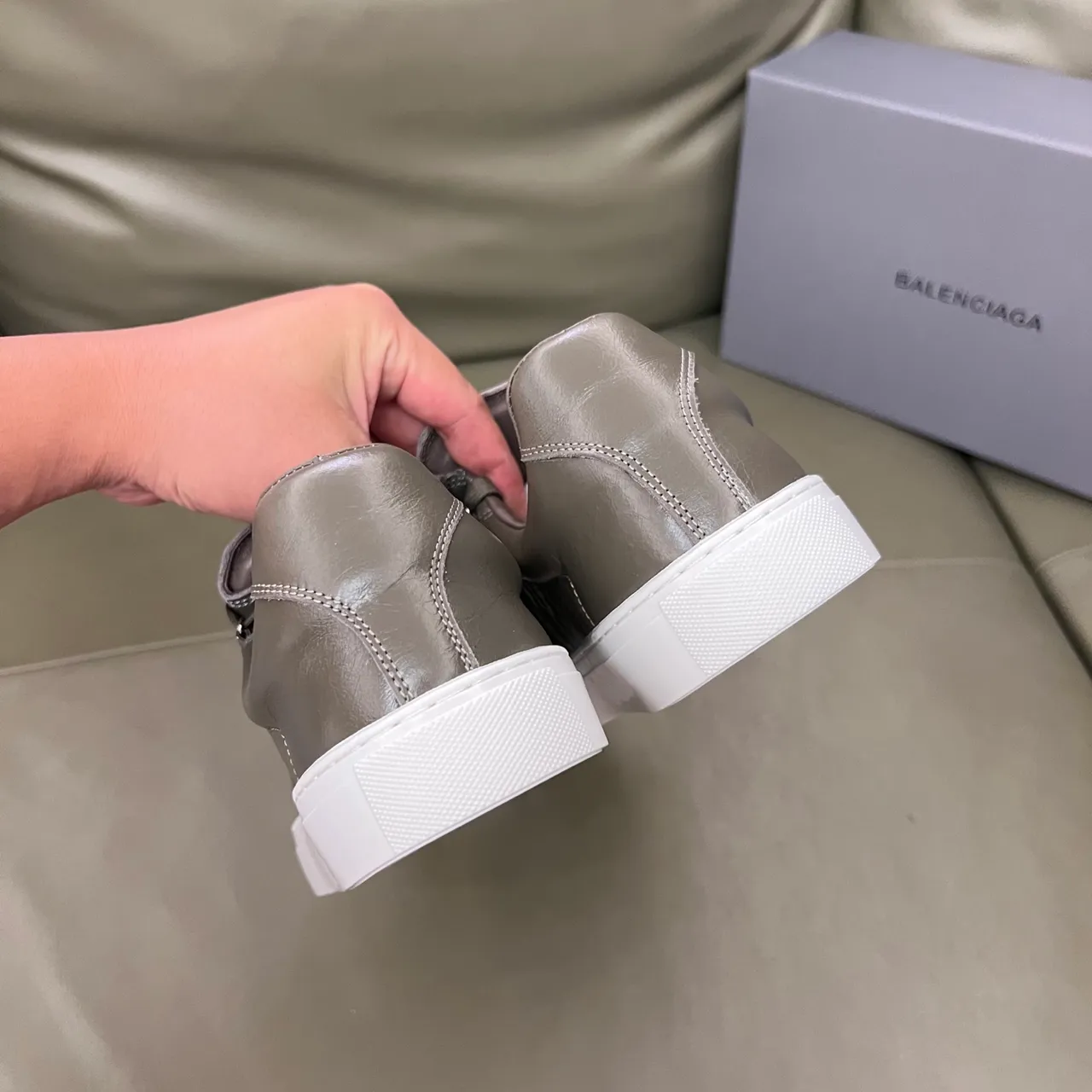 Balenciaga Gray White Metallic Leather Crisscross Lacing Lifestyle Sneakers