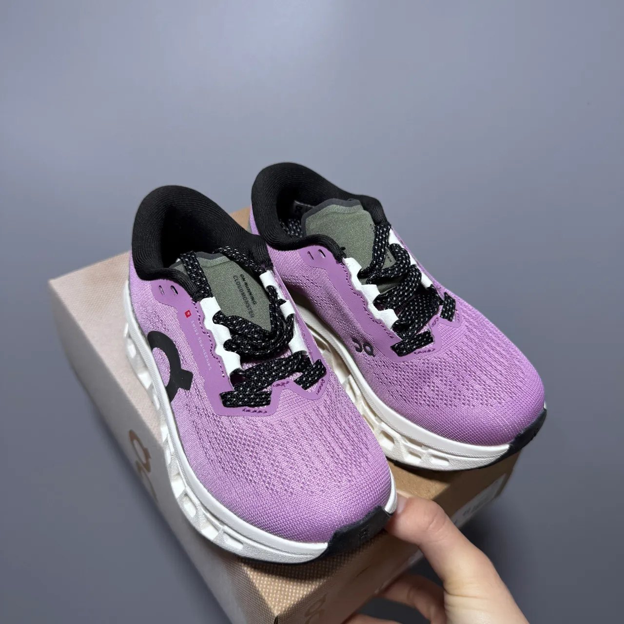 On Blue Purple Engineered Mesh Upper Segmented CloudTec Midsole Running Shoes
