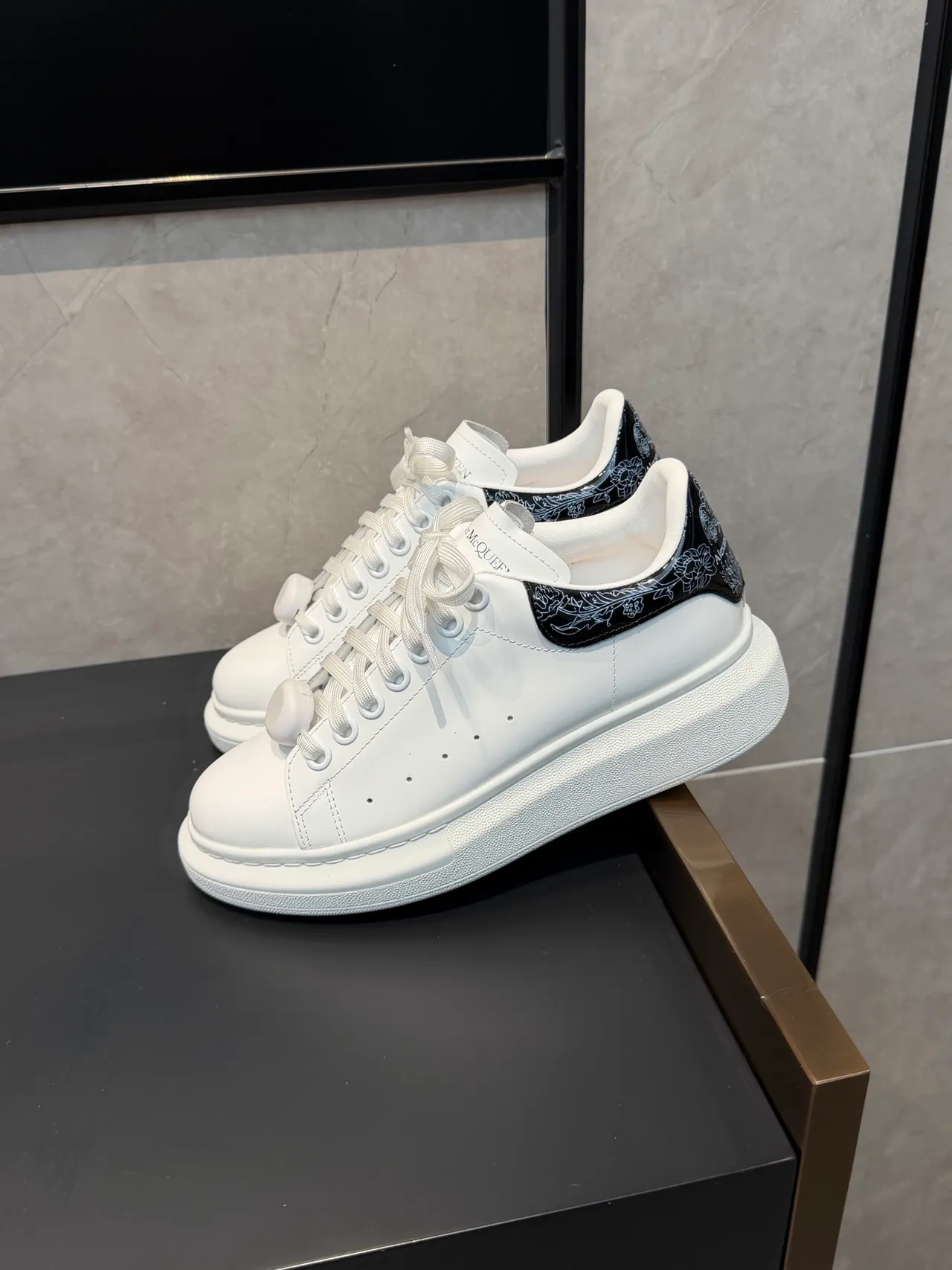 Alexander McQueen Oversized Sneaker White Black Platform Sole Floral-Embroidered Heel Tab Lifestyle Sneakers