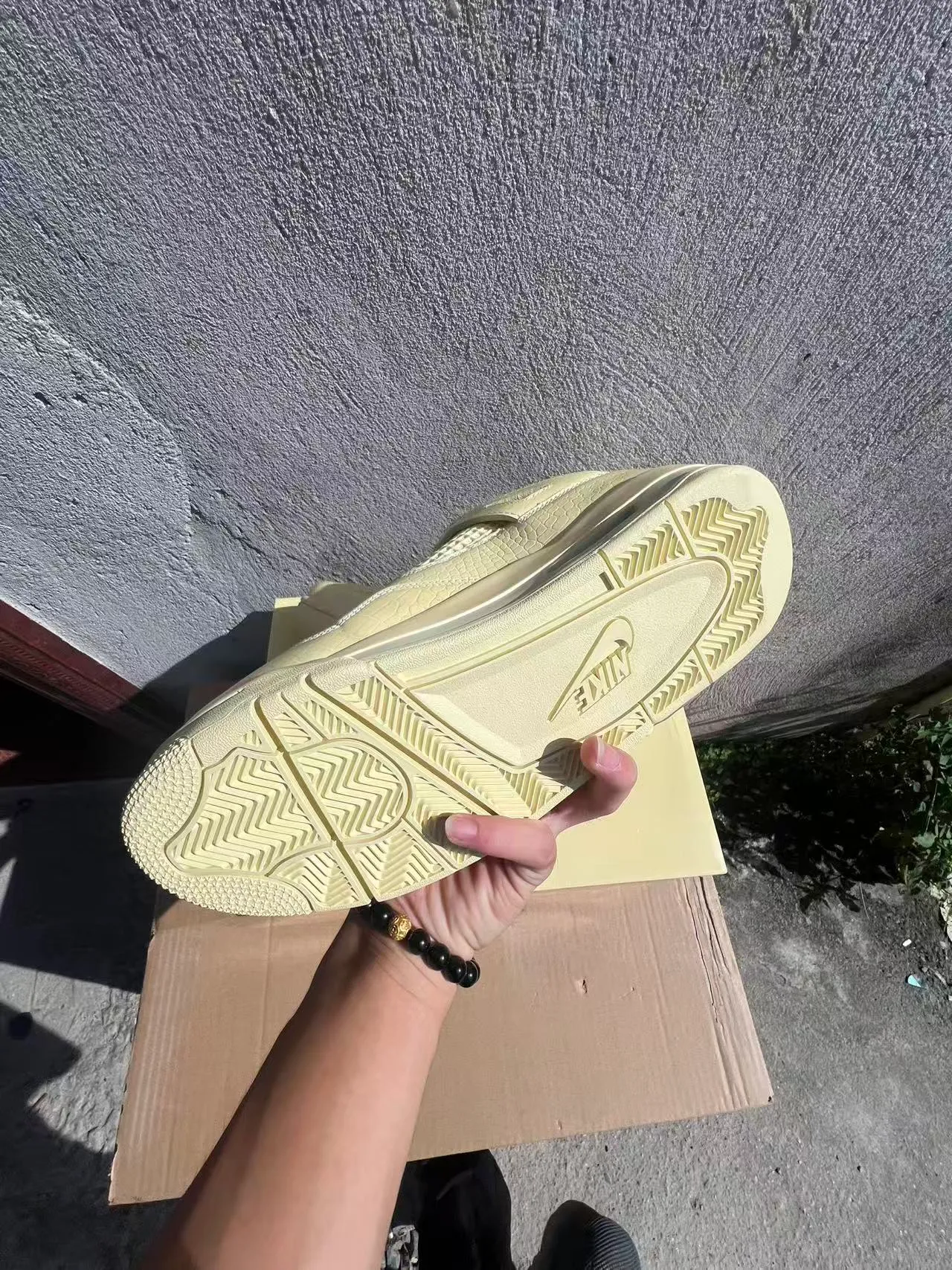 Air Jordan 4 Monochromatic Cream Basketball Shoes