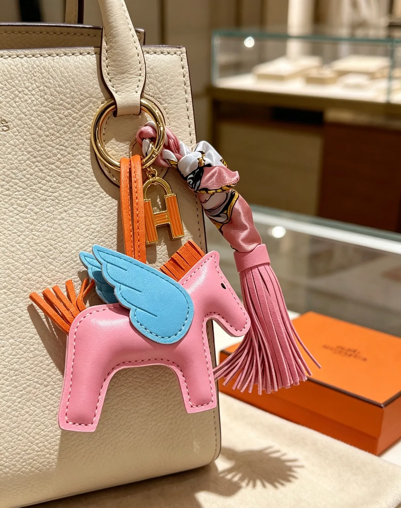 Hermès Grigri Pégase Pink Blue Leather Winged Horse Charm Stitched Silhouette Tote Bag