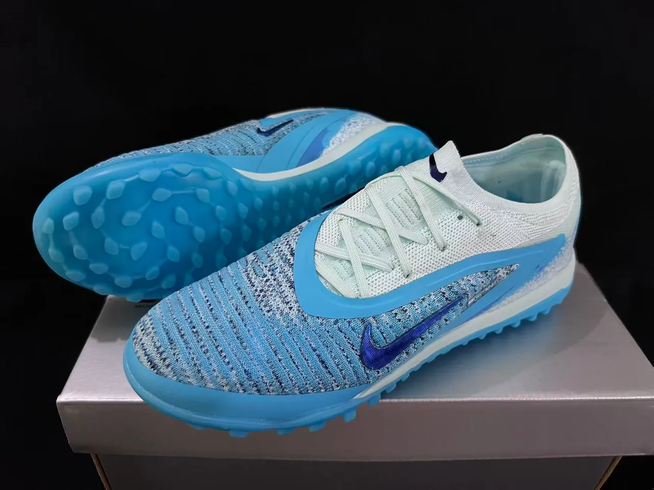 Nike Blue Purple Engineered Knit Upper TPU Cage Overlay Turf Soccer Shoes
