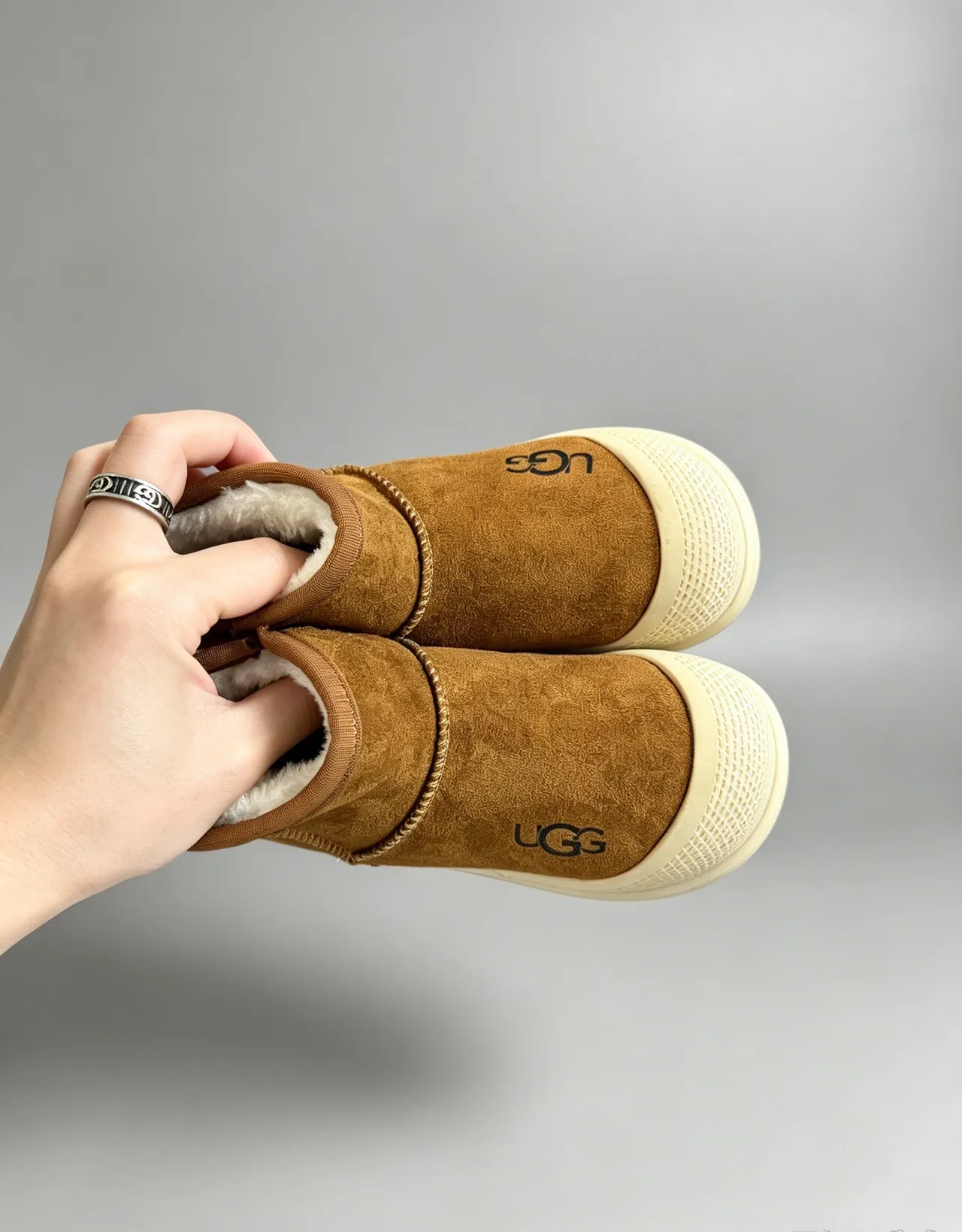 UGG Brown Beige Suede Upper Pull Tab Snow Boots