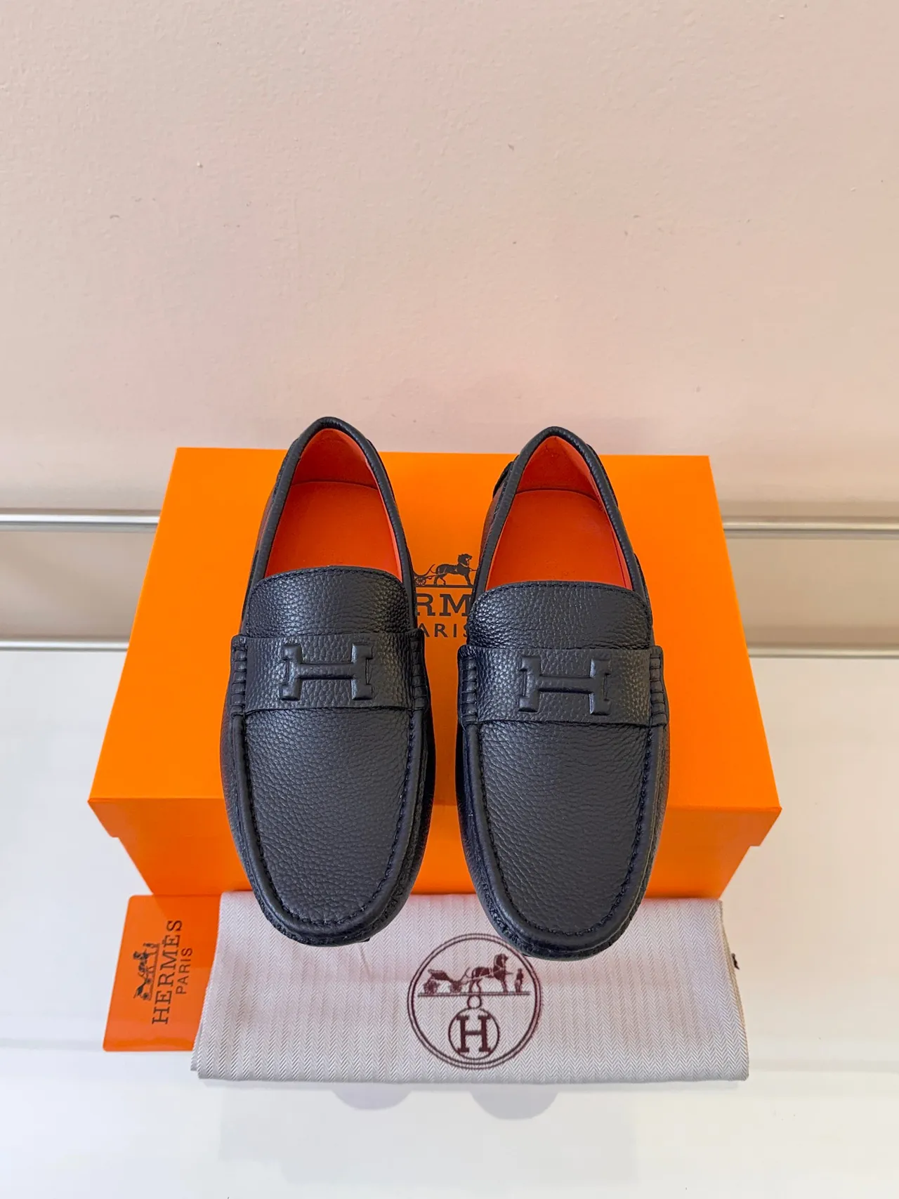 Hermès Oran Black Orange Pebbled Leather Braided Trim Loafer