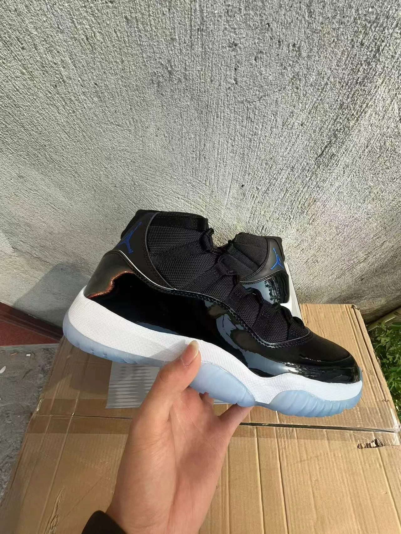 Air Jordan 11 Black White Icy Blue Basketball Shoes