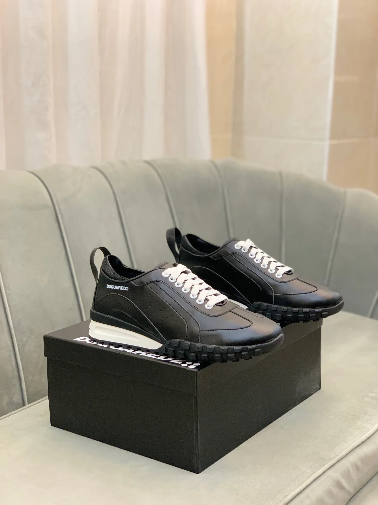 Dsquared2 ICON Black and White Lifestyle Sneakers