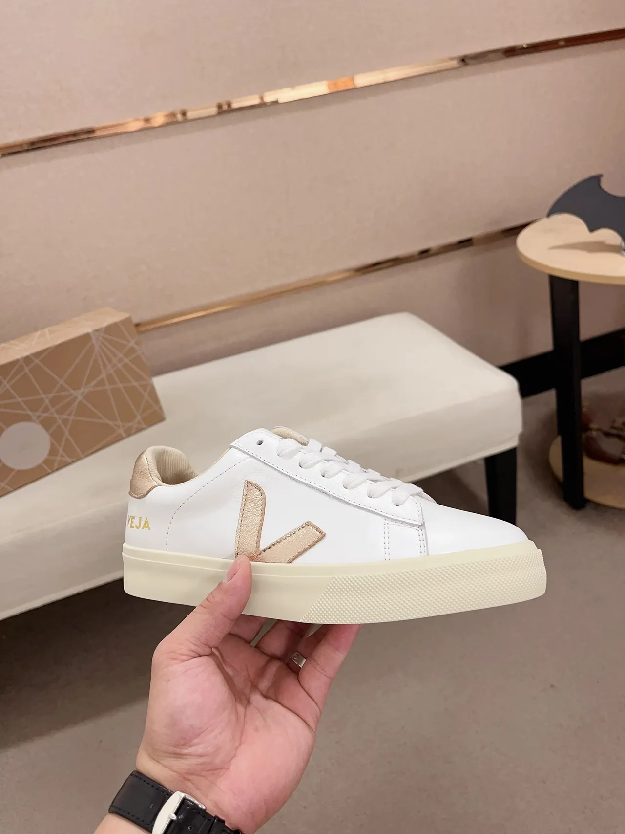 VEJA White Gold Low-Top Leather Upper Lifestyle Sneakers