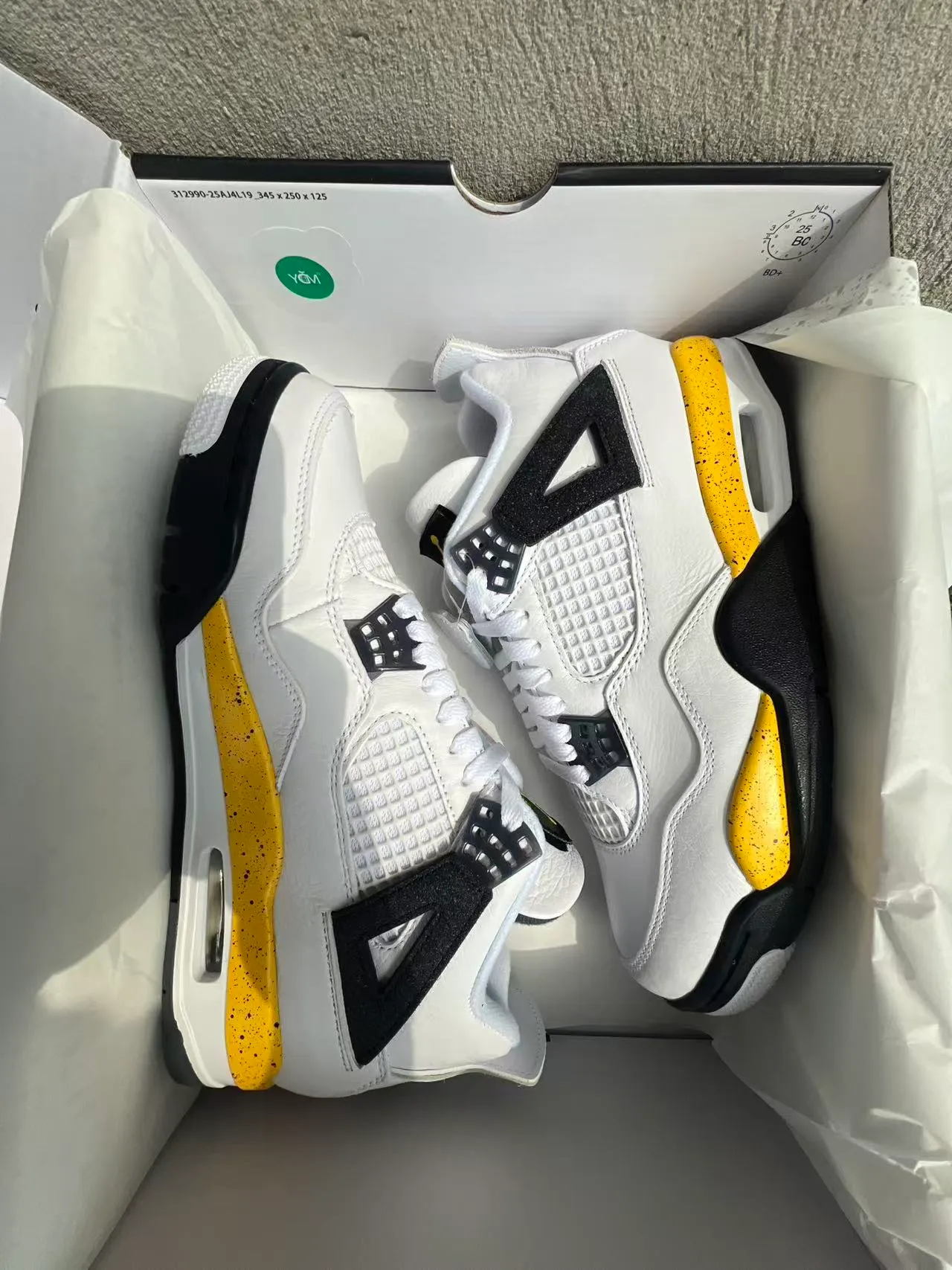 Air Jordan 4 White Black Yellow Speckle Basketball Shoes